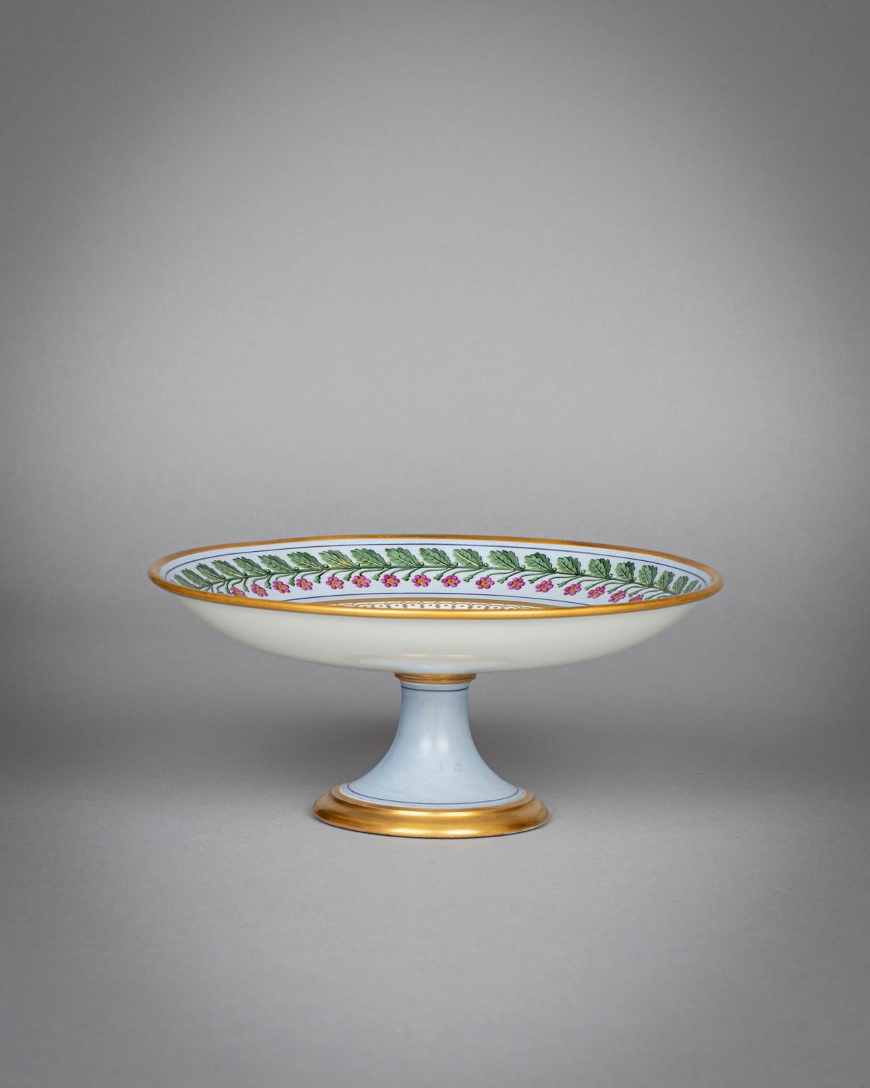 Milieu du XIXe siècle Part One en porcelaine de Sèvres 'Bleu Agate', daté 1831 en vente