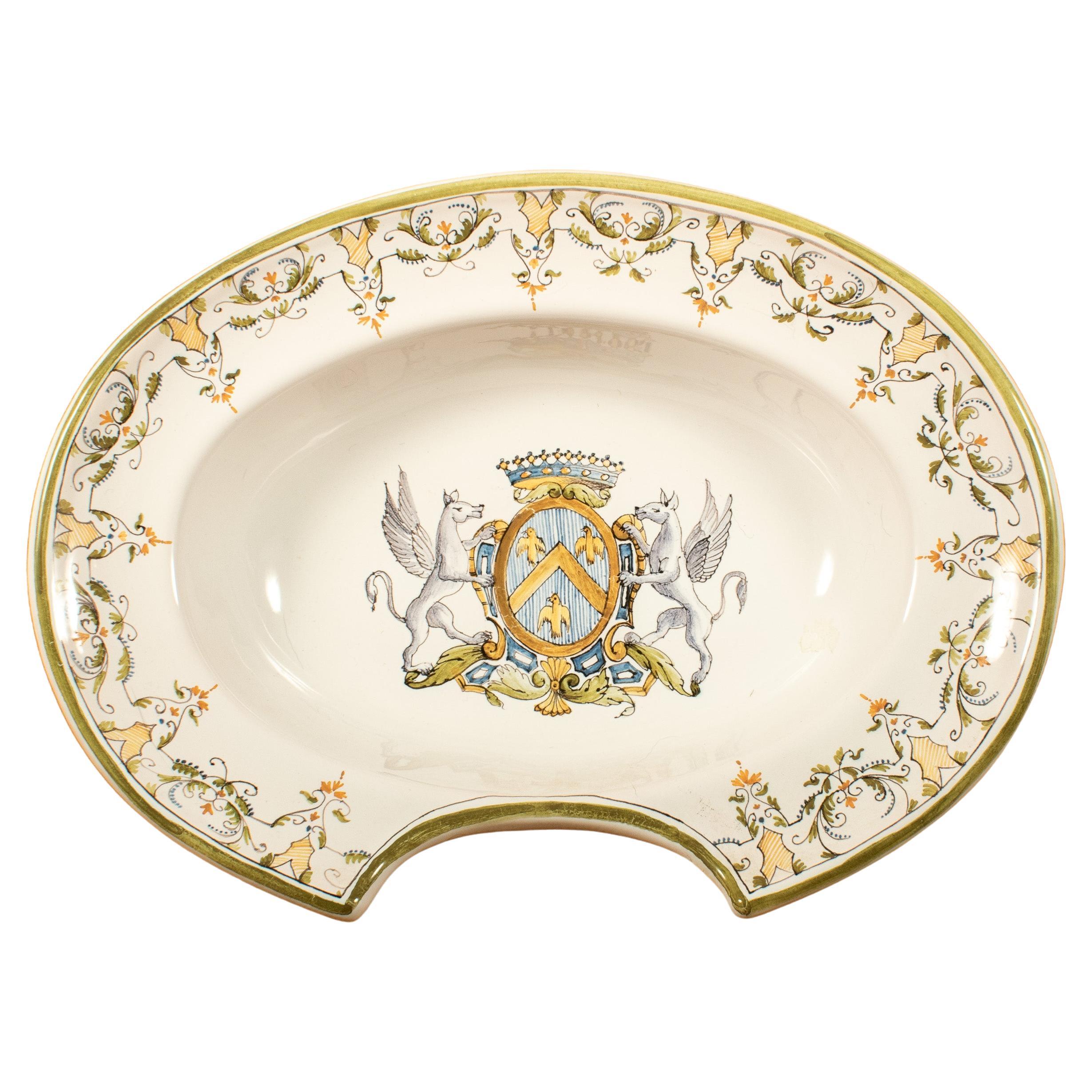 French Porcelain Shaving Dish, “Italien à Moustiers”, Early 20th Century im Angebot