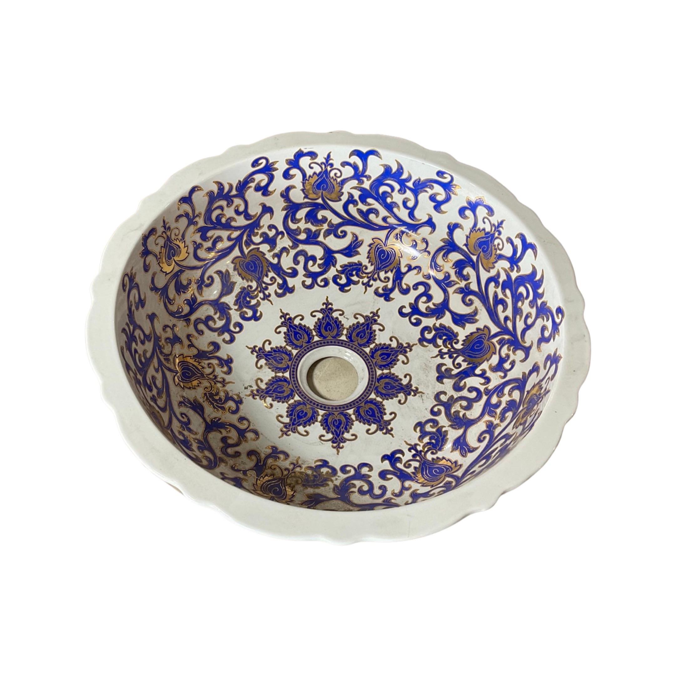 This handcrafted porcelain French sink bowl features a delicate floral design and a modern, contemporary look. The durable and high-quality porcelain bowl is designed to last and enhance any bathroom.