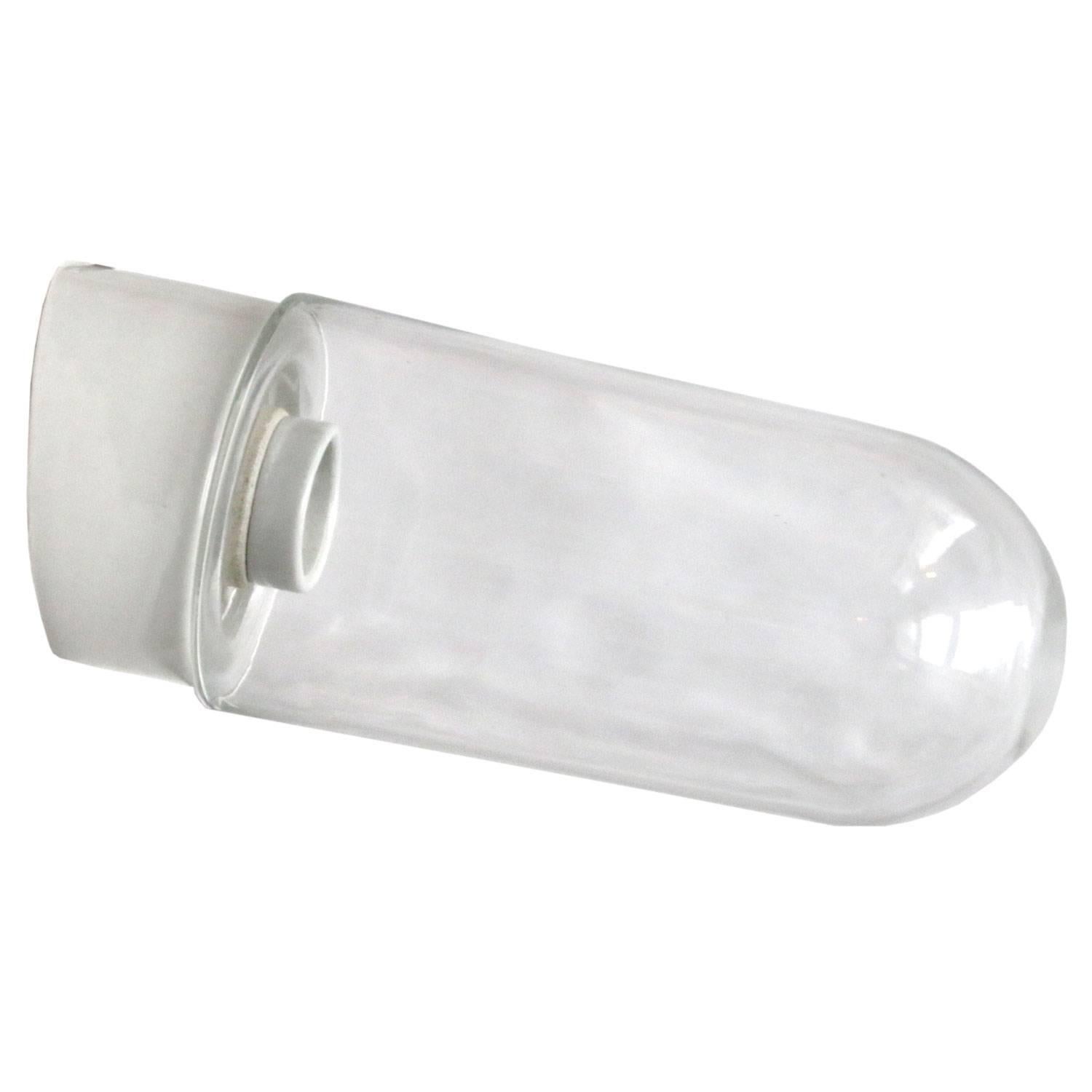 Industrial ceiling lamp. White porcelain. Clear glass.

2 conductors, no ground.
Measures: Diameter foot 10 cm
Suitable for 110 volt USA
new wiring is CE certified (220 volt) or UL Listed (110 volt) 

Measure: Weight: 1.0 kg / 2.2