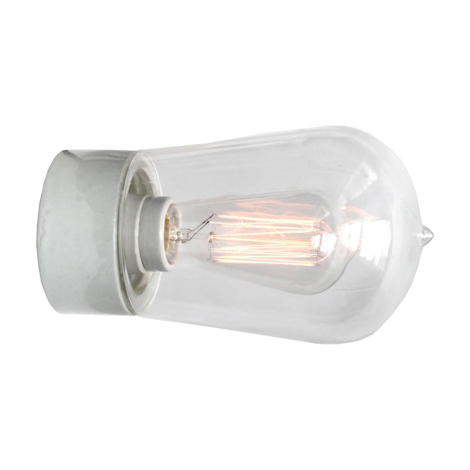 Industrial ceiling lamp. White porcelain. Clear glass.

2 conductors, no ground.
Measures: Diameter foot 10 cm
Suitable for 110 volt USA
new wiring is CE certified (220 volt) or UL Listed (110 volt) 

Weight: 0.8 kg / 1.8 lb

Priced per