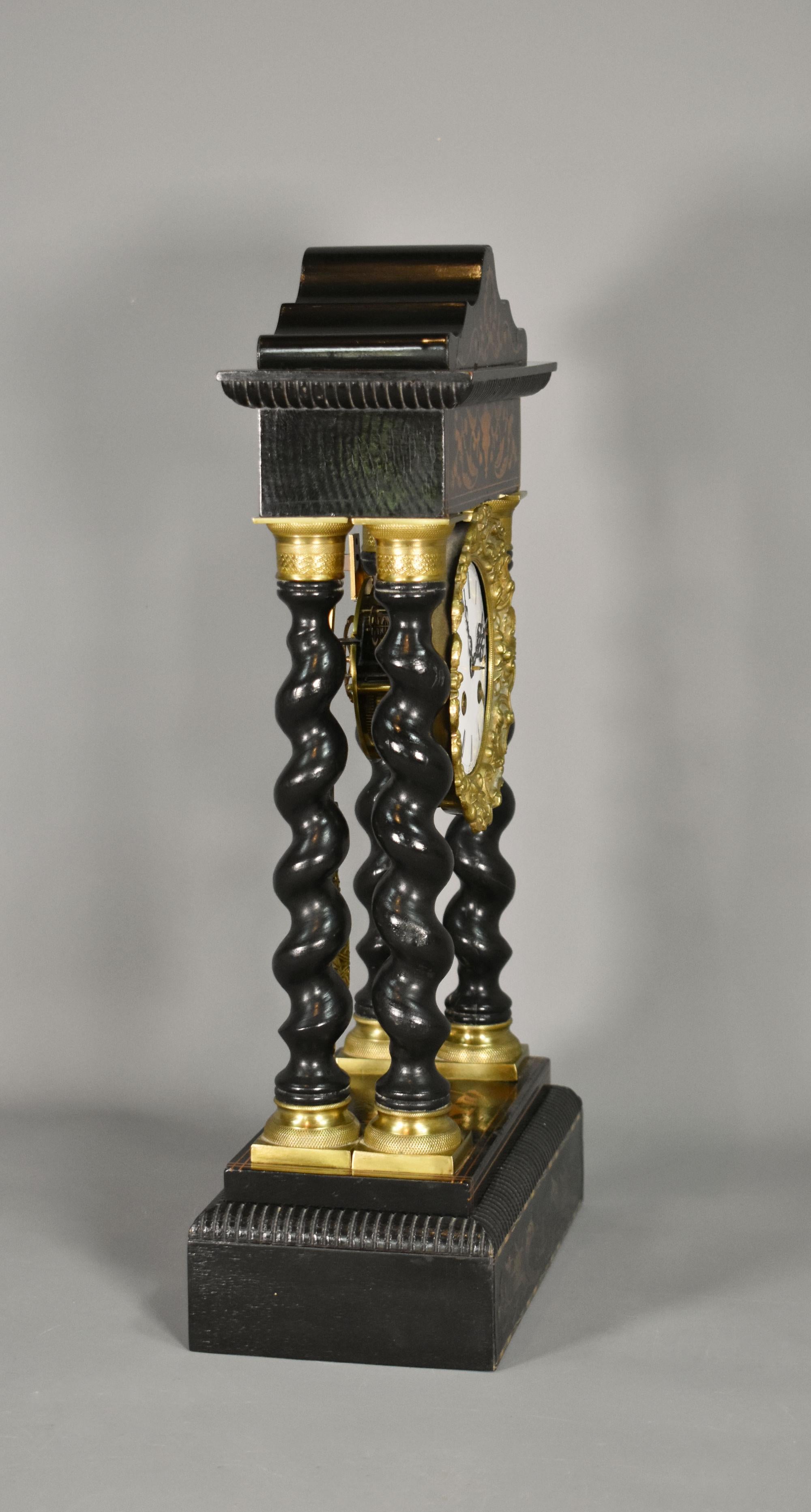 Orologio a torsione d'orzo francese Portico Napoleone III in vendita 6