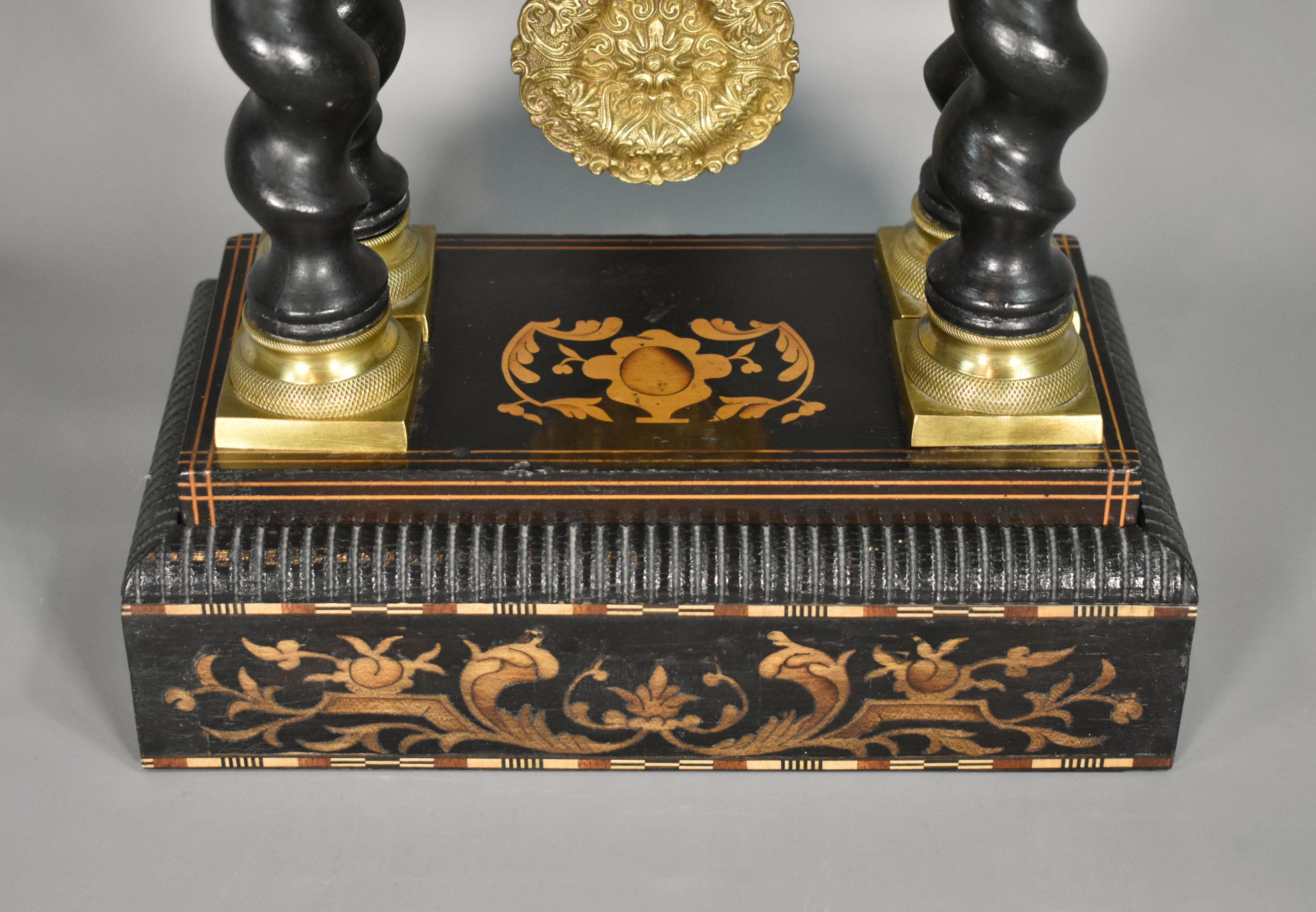 Orologio a torsione d'orzo francese Portico Napoleone III in vendita 1