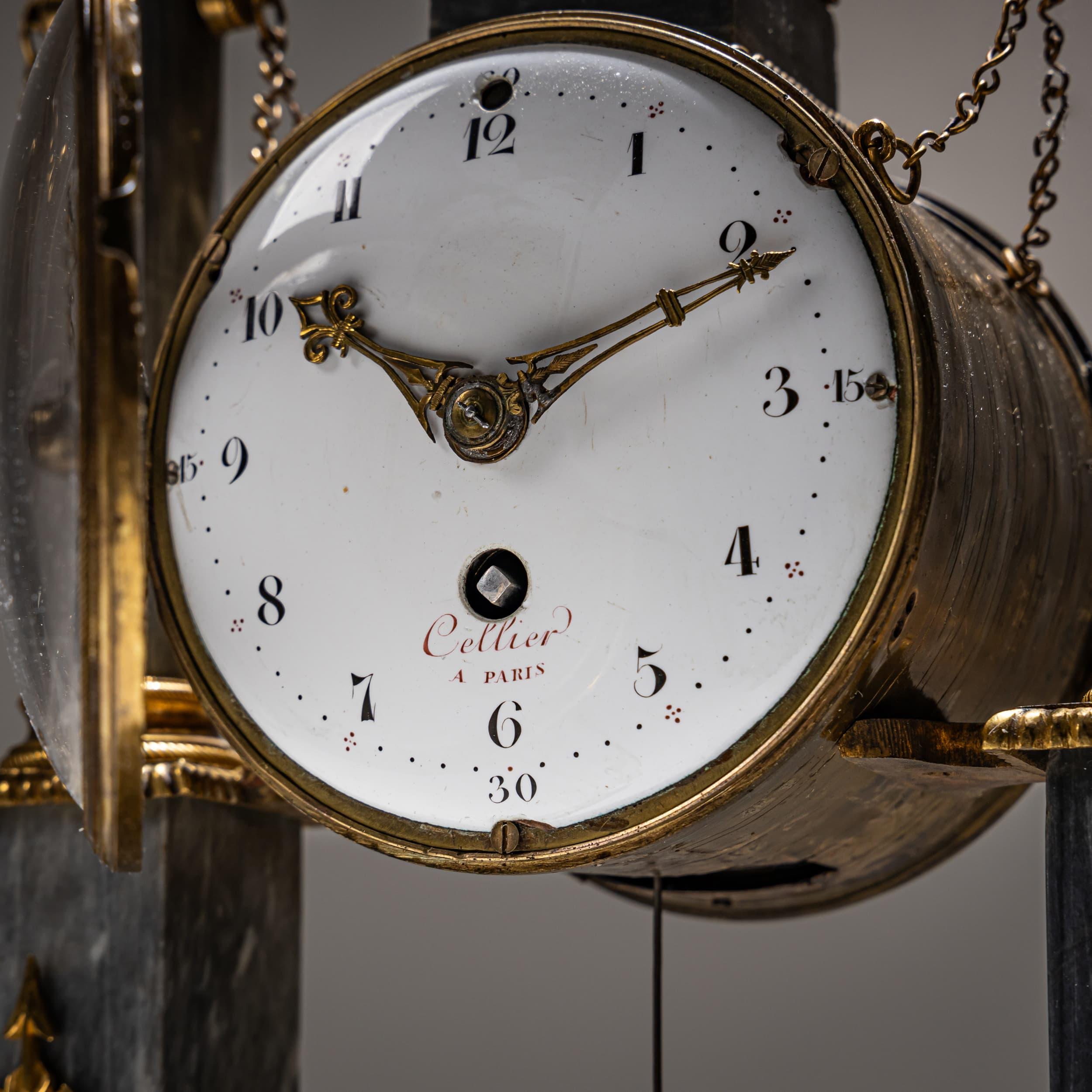 French Portico Clock Signed Cellier à Paris, 19th Century In Good Condition For Sale In Greding, DE
