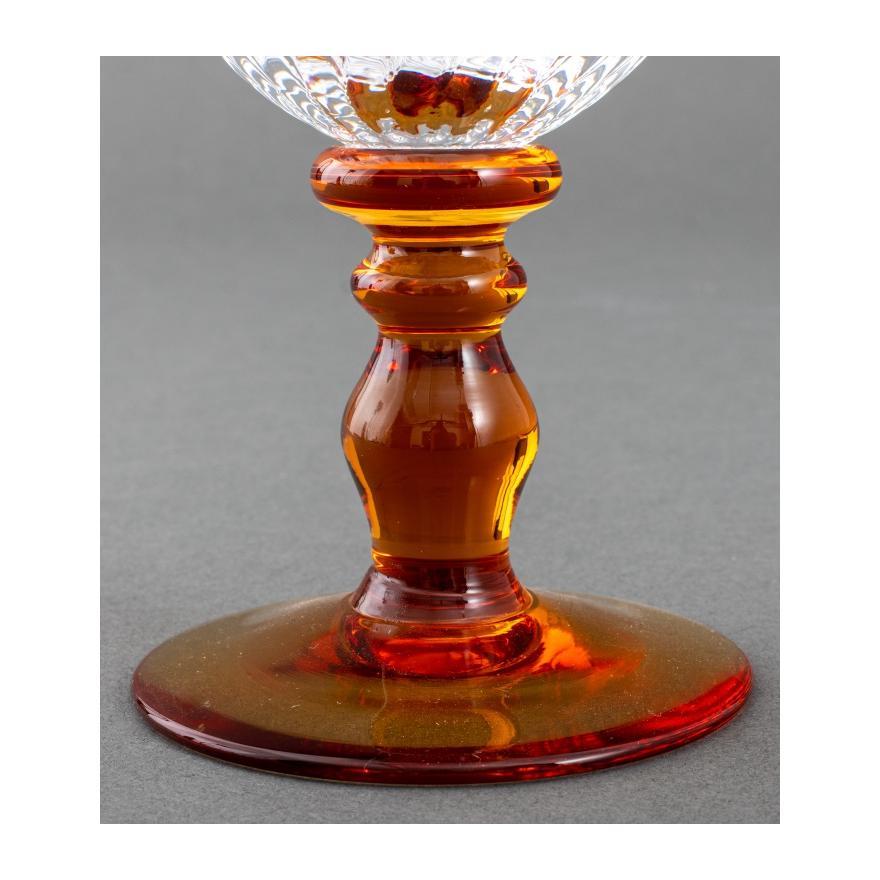  French Portieux Barware / tableware Vajilla de cristal transparente y color ámbar  siglo XX en venta