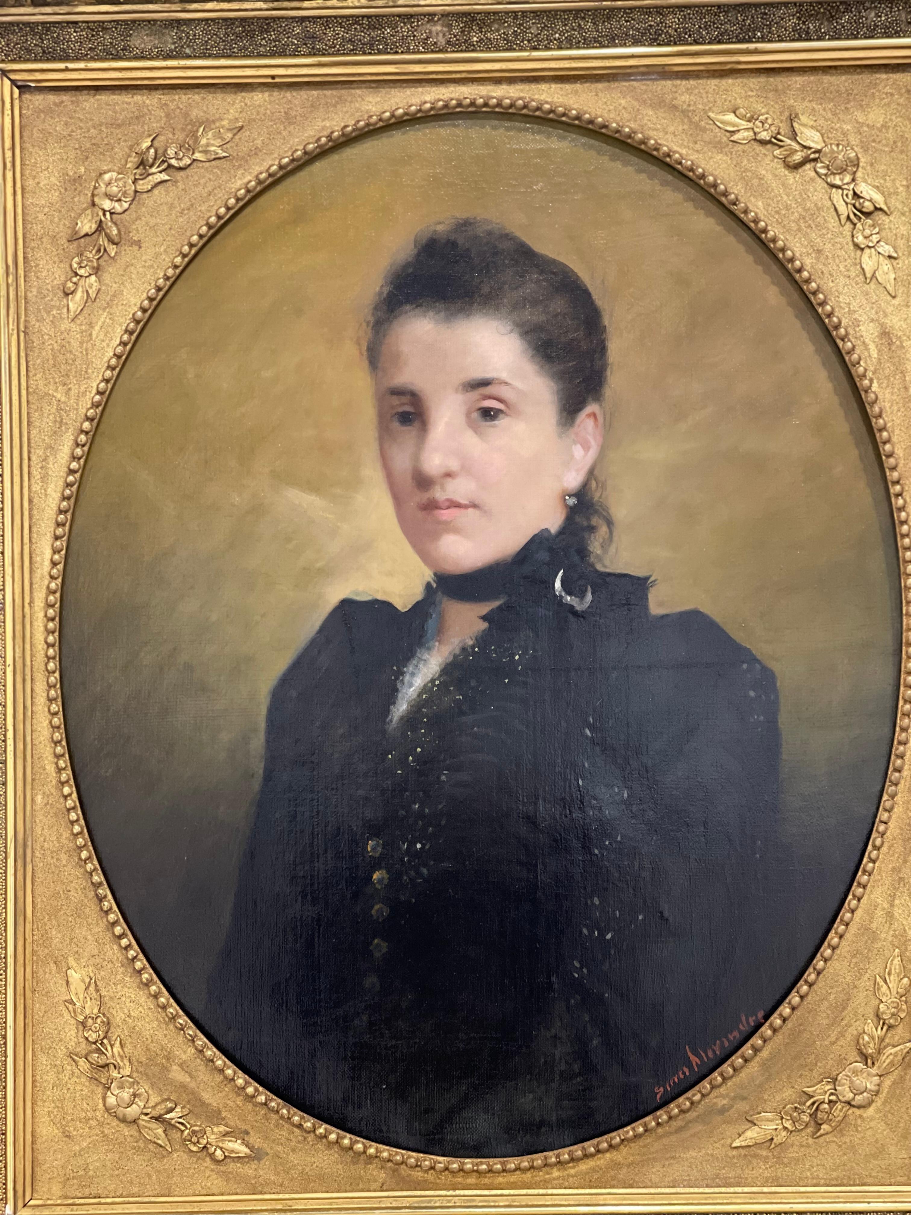 French portrait in medallion from the 19th century
Woman dressed in traditional black from the end of the 19th century
A lace ribbon ties her neck underlined with a silver buckle. Small golden buttons go up to her chest and a thin vaporous white