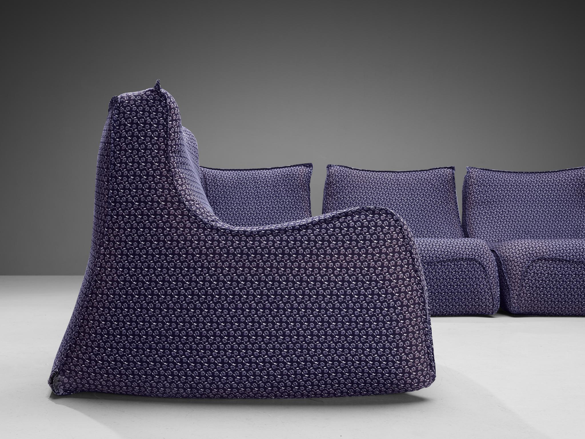 Late 20th Century French Post-Modern Sectional Sofa in Purple Upholstery 1970s For Sale