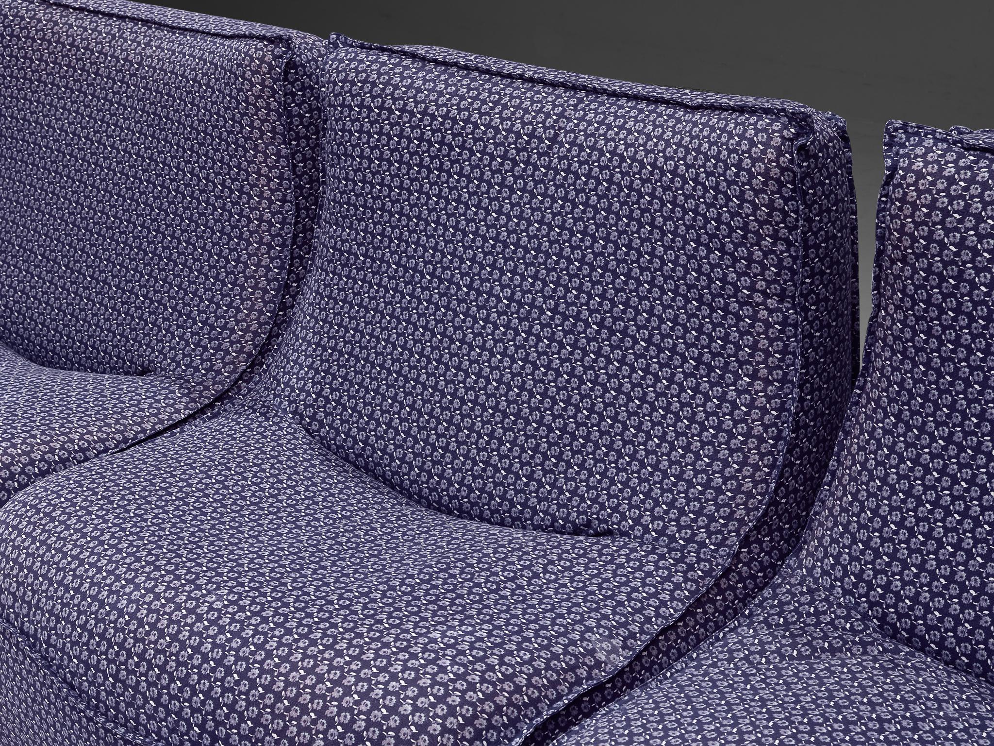 French Post-Modern Sectional Sofa in Purple Upholstery 1970s For Sale 4