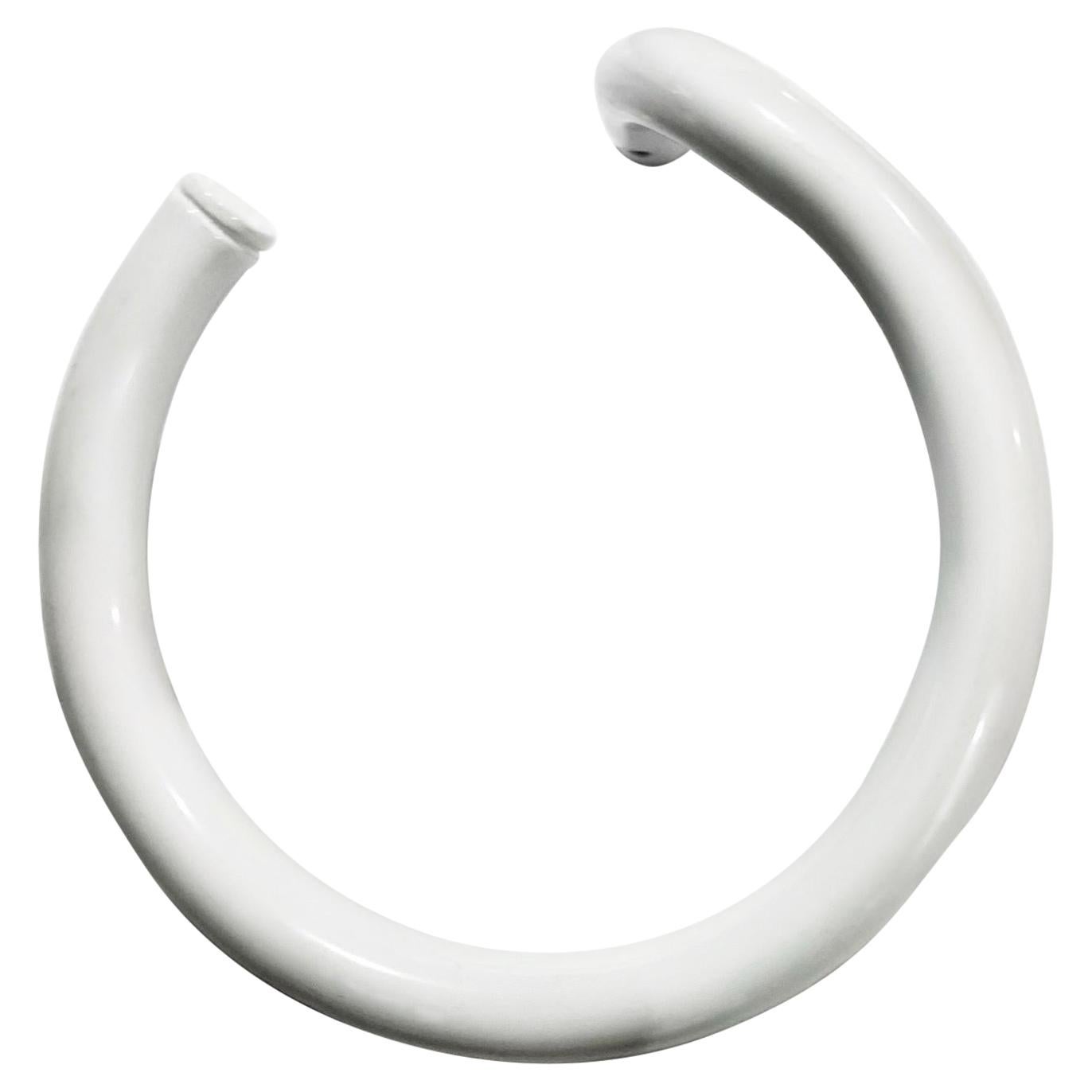 French Postmodern Round White "Le Tube" Towel Ring by DecoTec, 1985