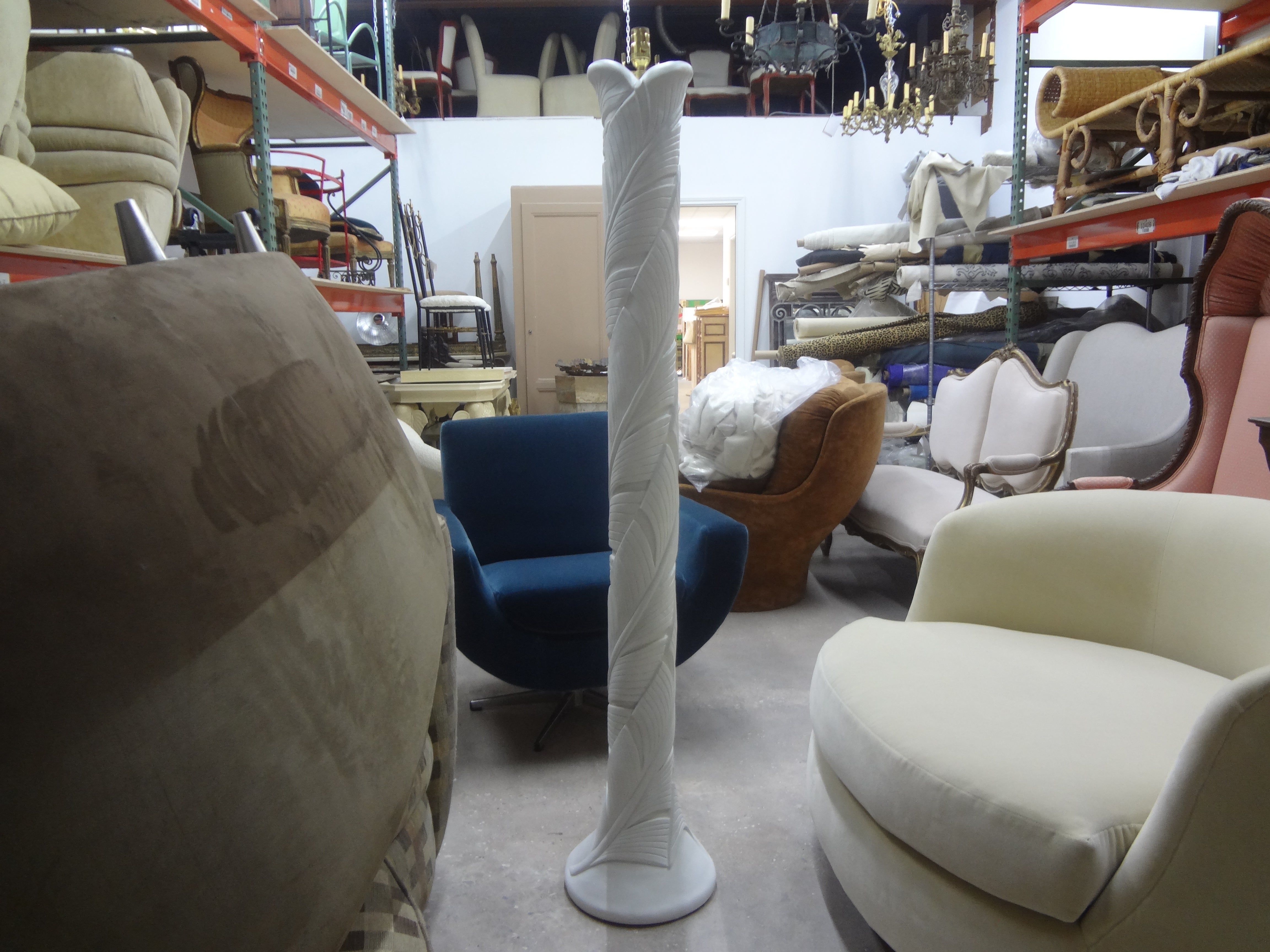 French Postmodern palm frond plaster floor lamp inspired by Serge Roche. This tall French modern plaster floor lamp has a beautiful palm frond design and has been newly wired with brass fittings and socket for U.S. use.