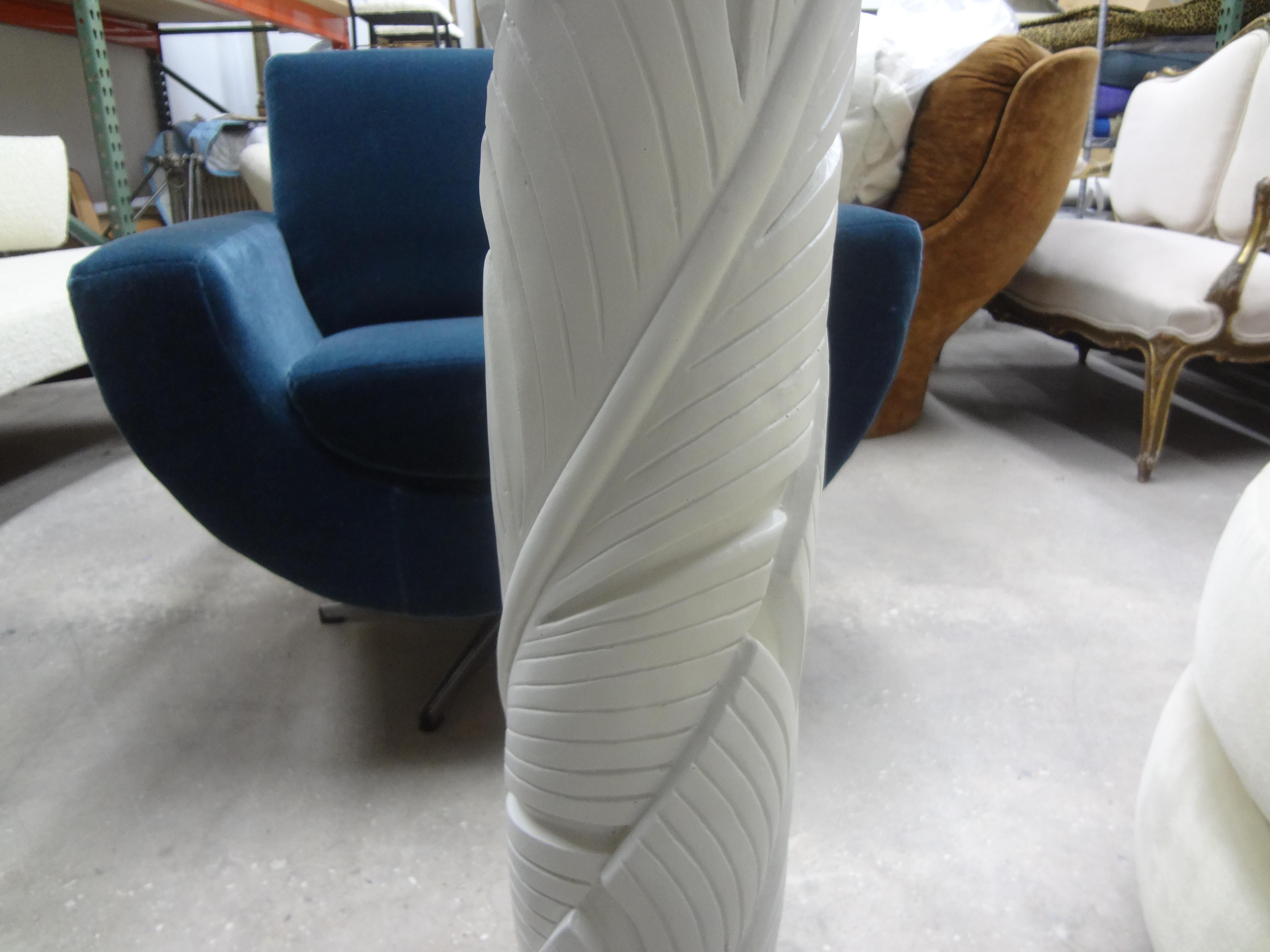 French Postmodern Palm Frond Plaster Floor Lamp Inspired by Serge Roche In Good Condition For Sale In Houston, TX