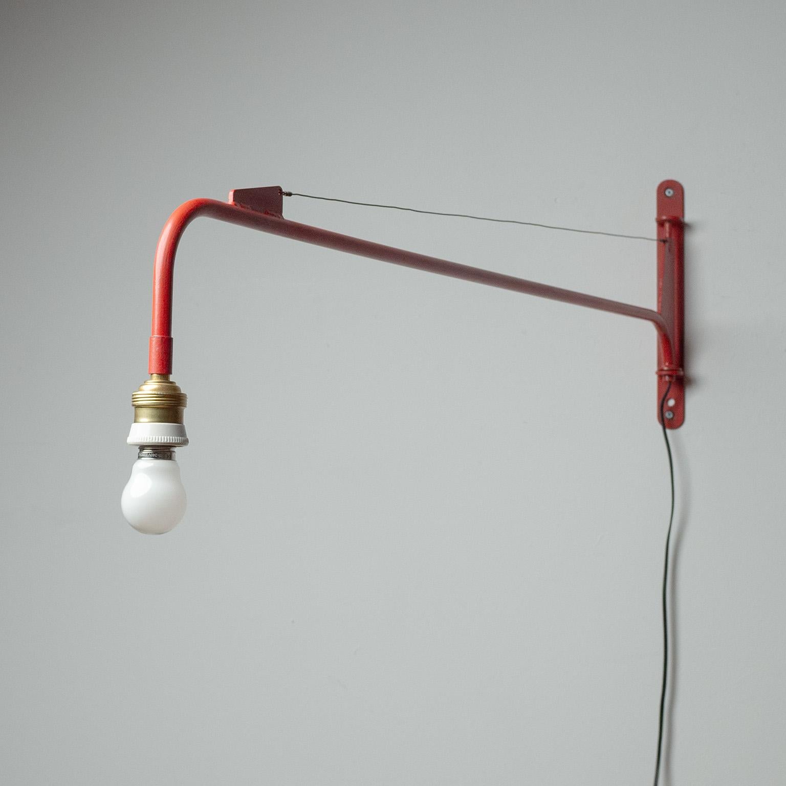 Jean Prouvé JIB Potence Lampe, 1950er Jahre (Gemalt) im Angebot