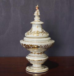 Vase pot-pourri français, fond céladon, vers 1870