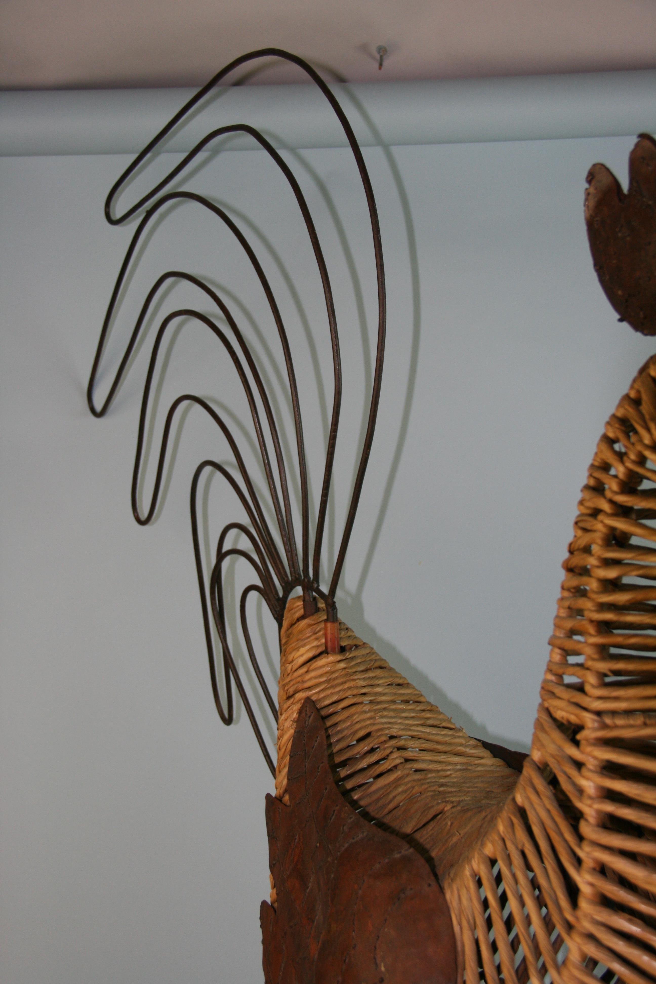 Außergewöhnliche Hahn-Volkskunst-Skulptur, Volkskunst-Gefäß in Form eines Hahns im Angebot 4