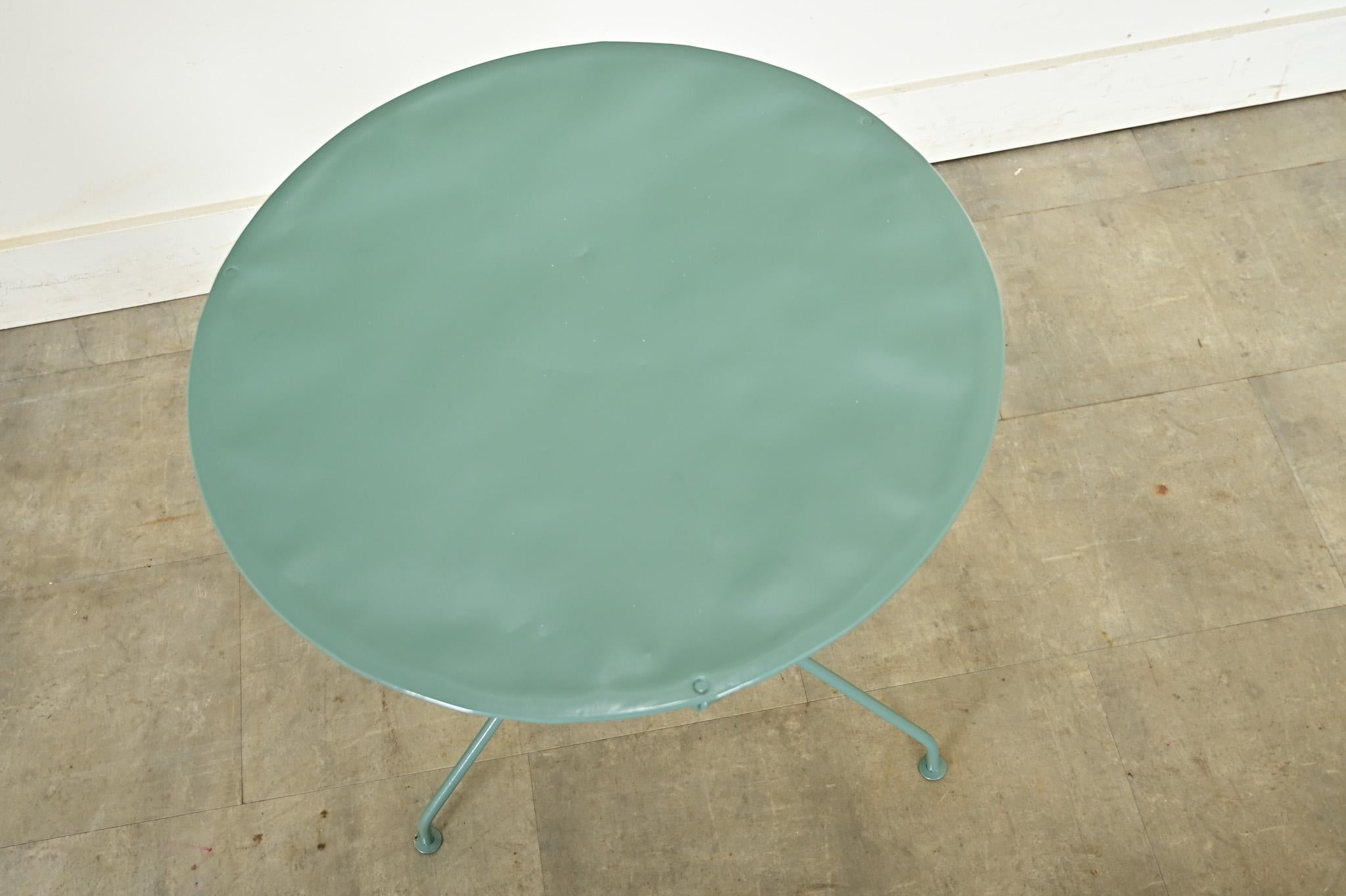 French Powdercoated Bistro Table In Good Condition In Baton Rouge, LA