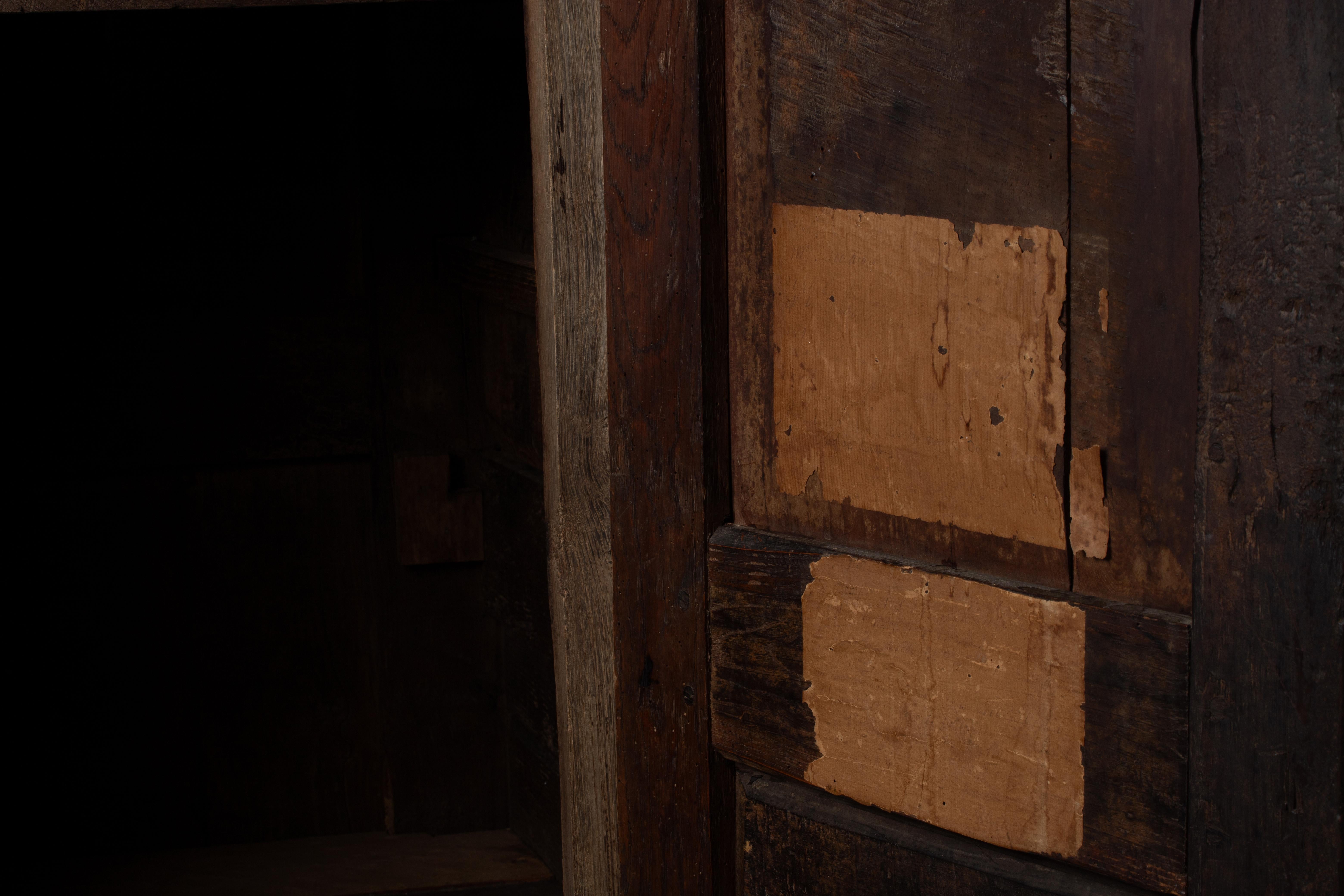 Armadio primitivo francese in Oak, XIX secolo In condizioni buone in vendita a Kaštel Sućurac, Splitsko-dalmatinska županija