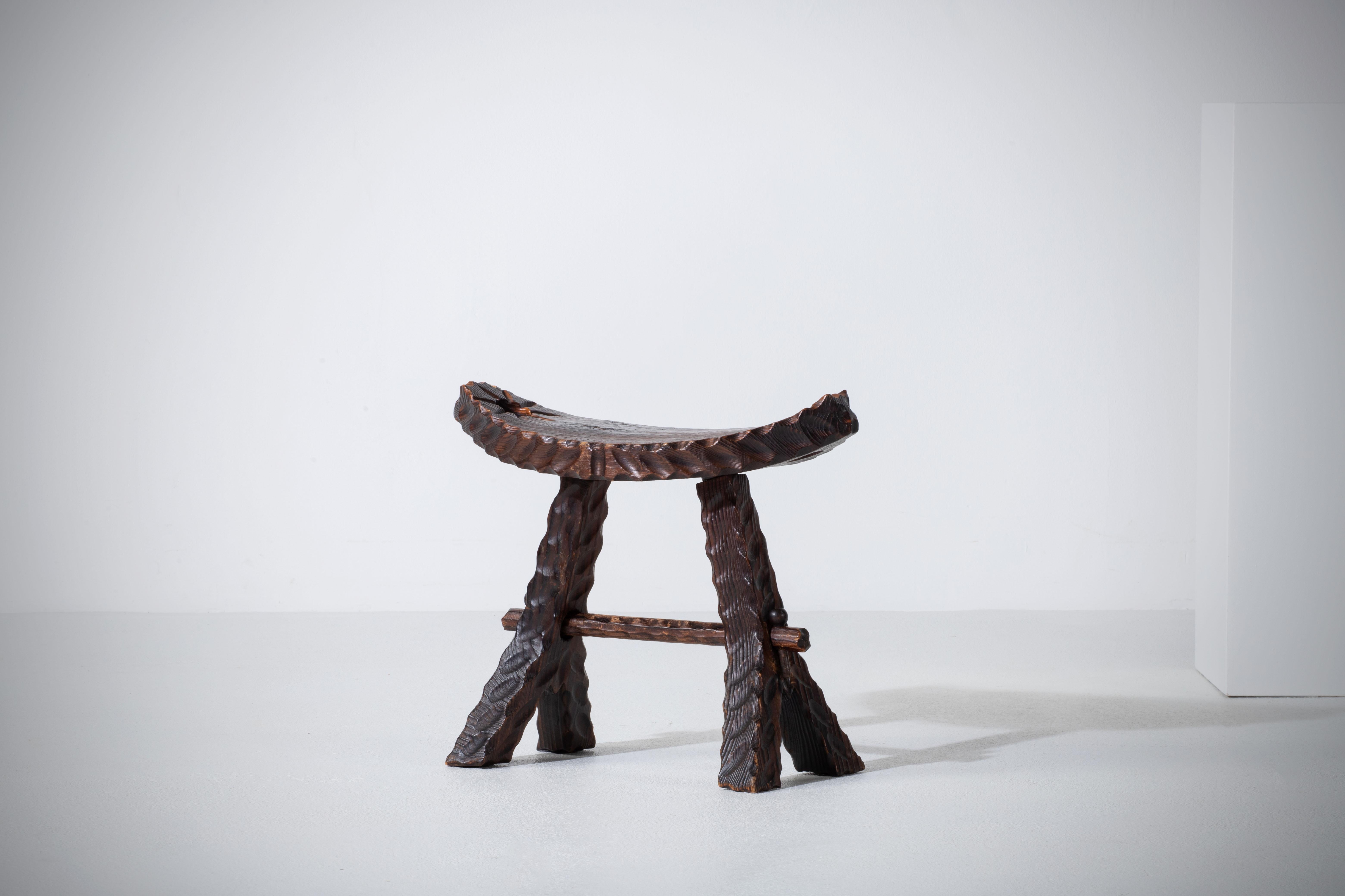French Primitive Stool In Good Condition For Sale In Kaštel Sućurac, Splitsko-dalmatinska županija