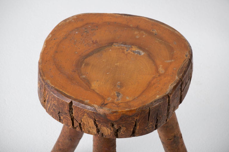 Fantastic wood stool from France. Made in the 1960s, no hardware. Lovely primitive look.
Good vintage condition.