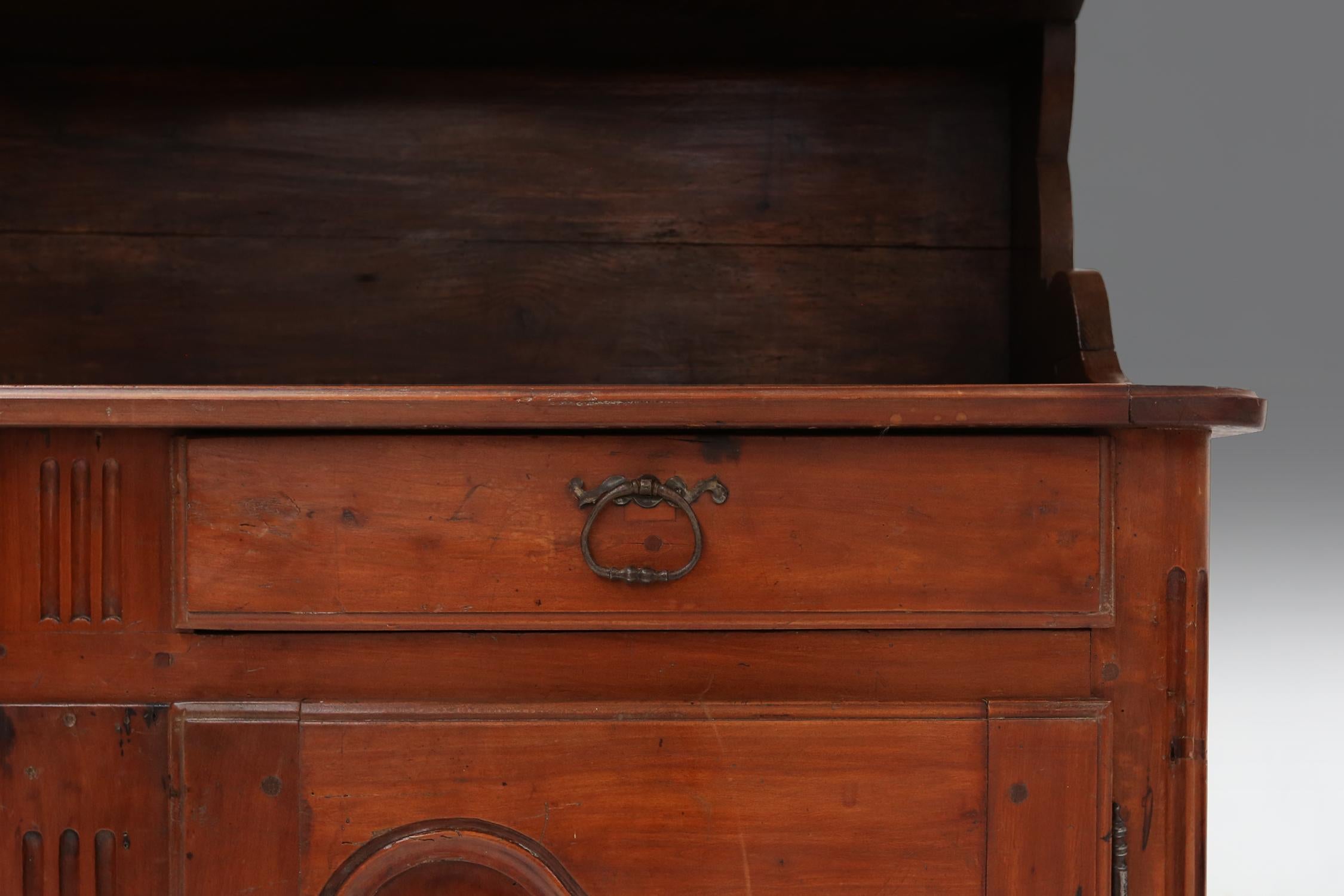 Credenza francese provenzale del XIX secolo in vendita 2