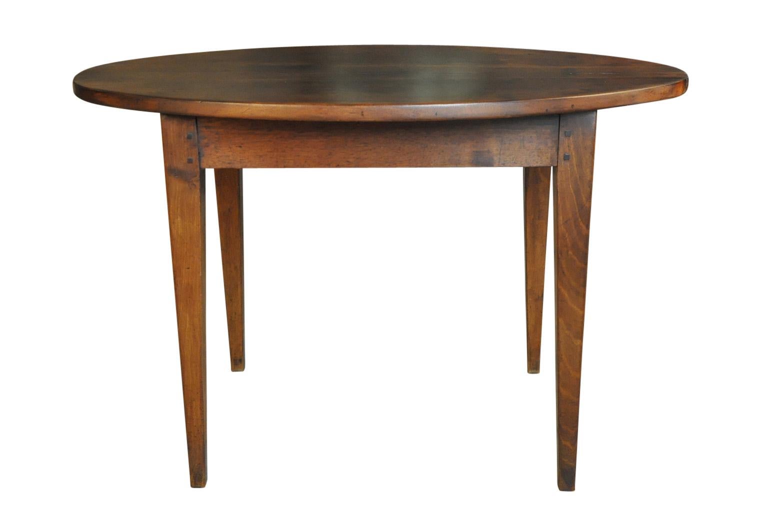 French Provencal 19th Century Side Table For Sale 1