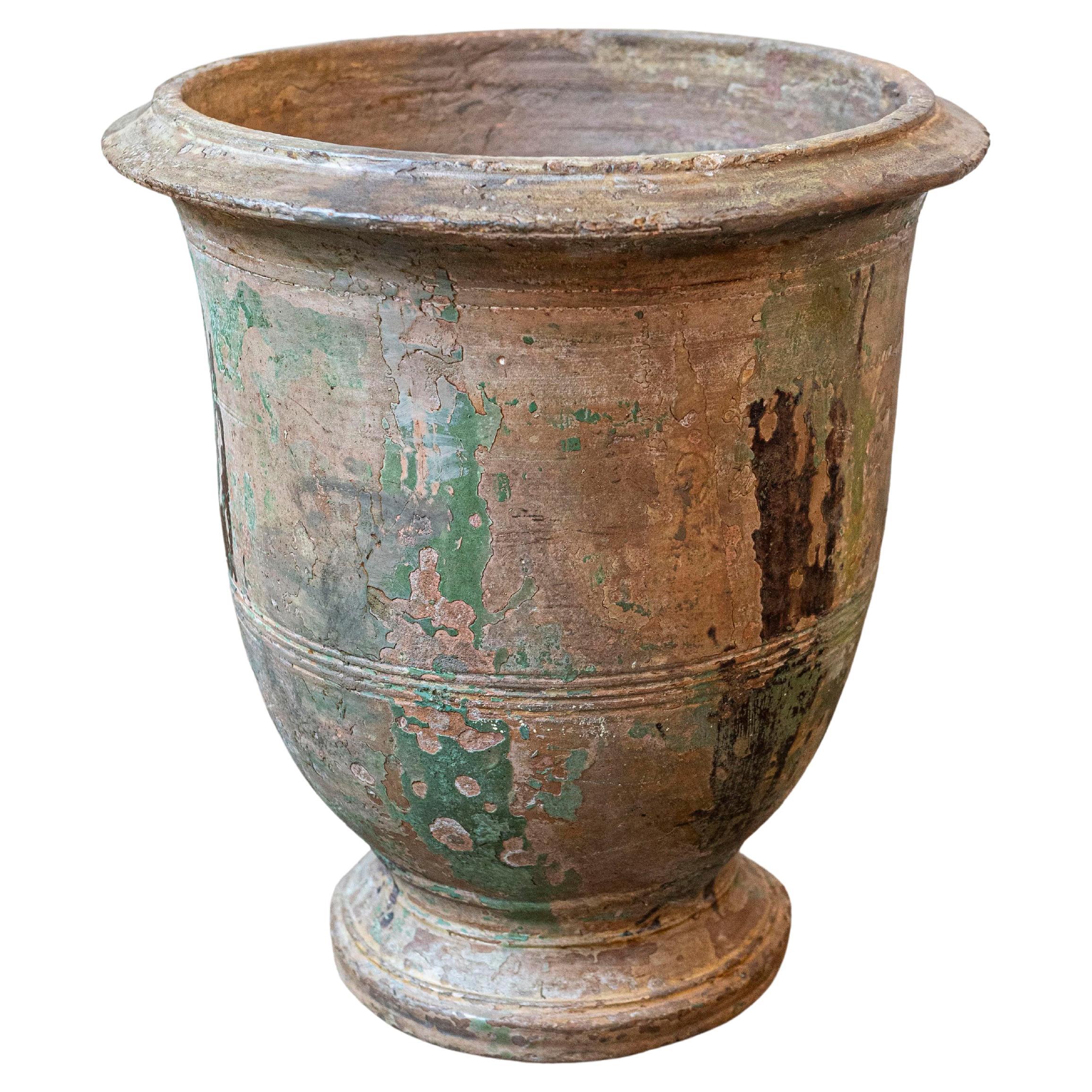 Französische provenzalische Anduze-Vase aus dem frühen 19. Jahrhundert mit Andeutungen von Grün und Braun im Angebot