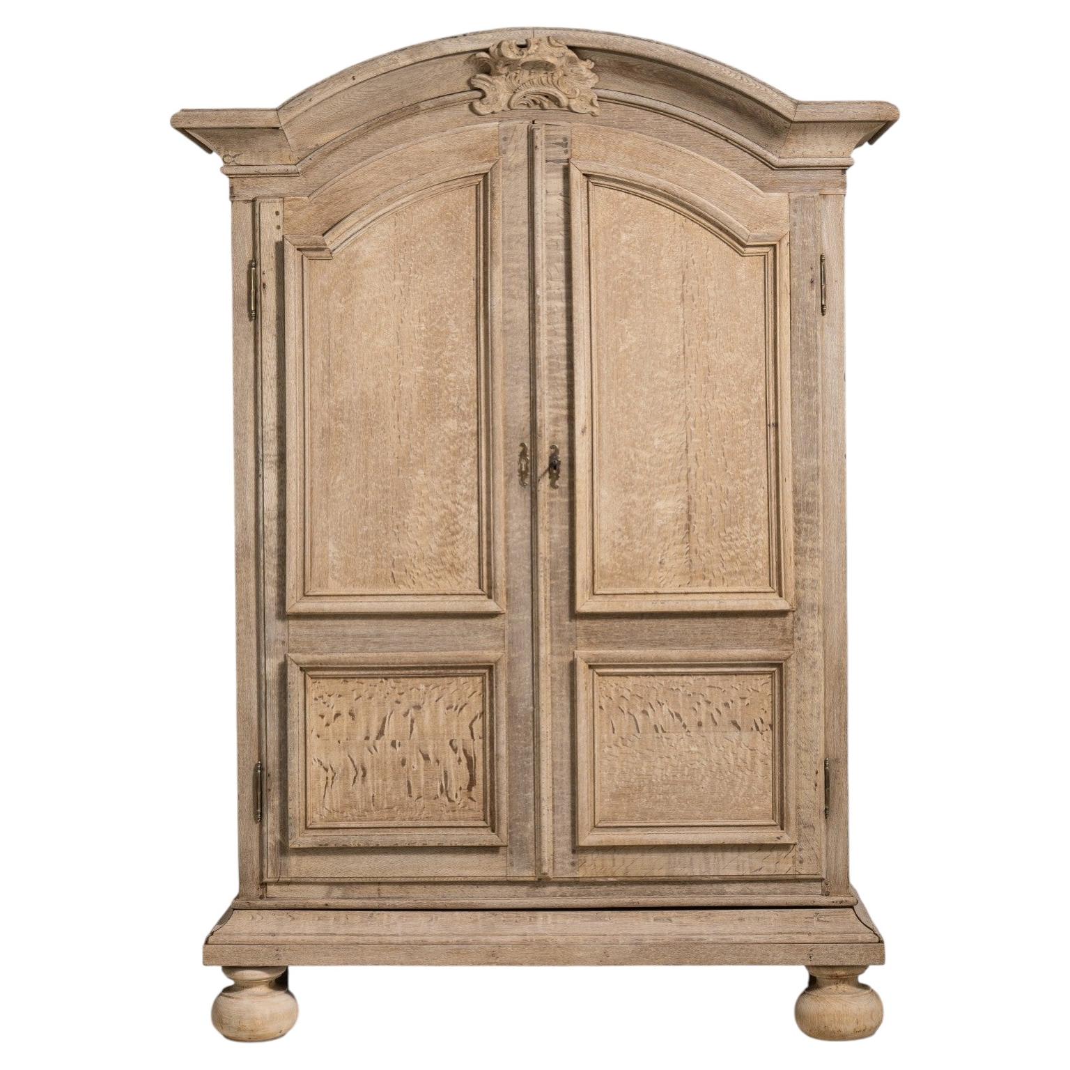 French Provençal Oak Armoire, France, Early 19th Century For Sale