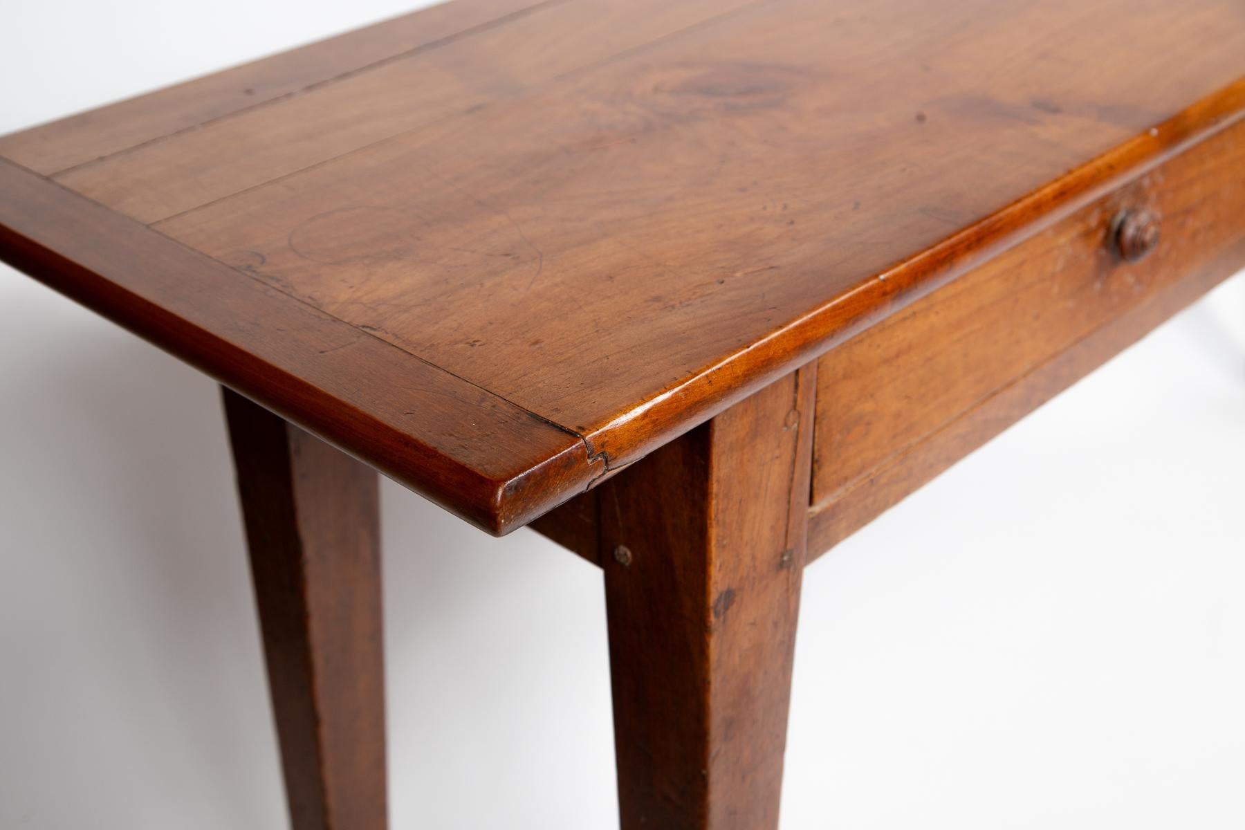 French Provencal Serving Table, early 20th Century For Sale 2