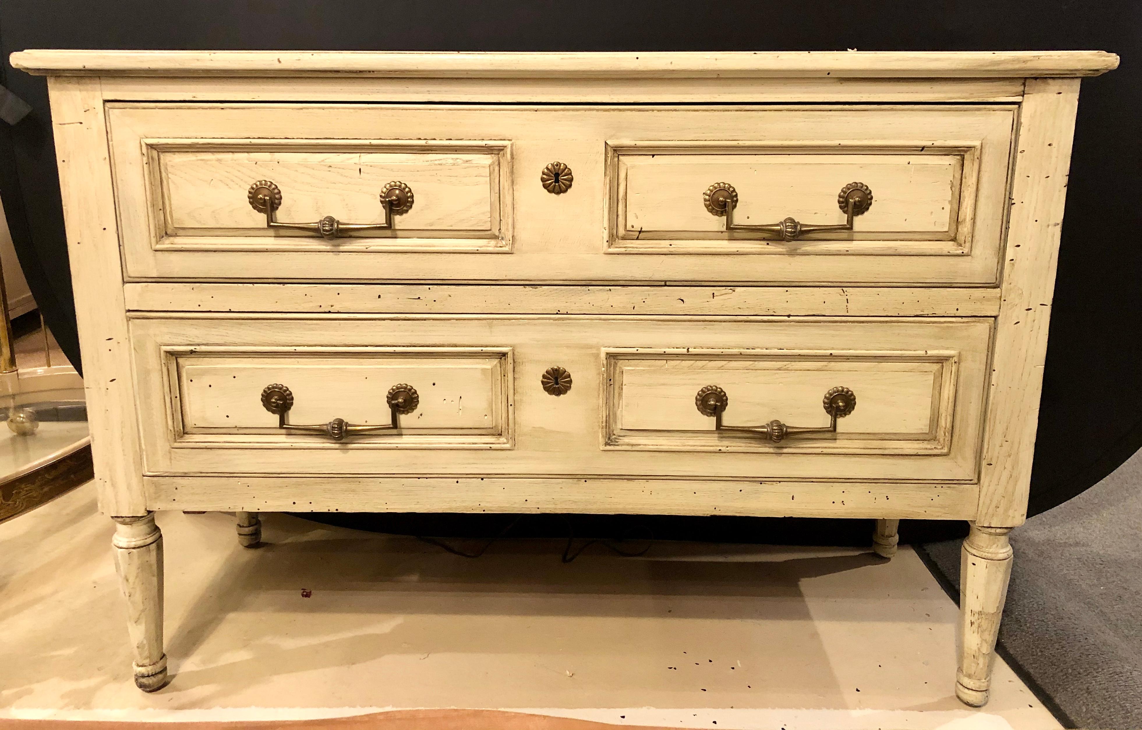 Louis XVI French Provencial White Mashed Chest Henredon Fine Furniture Stamped Two Drawer
