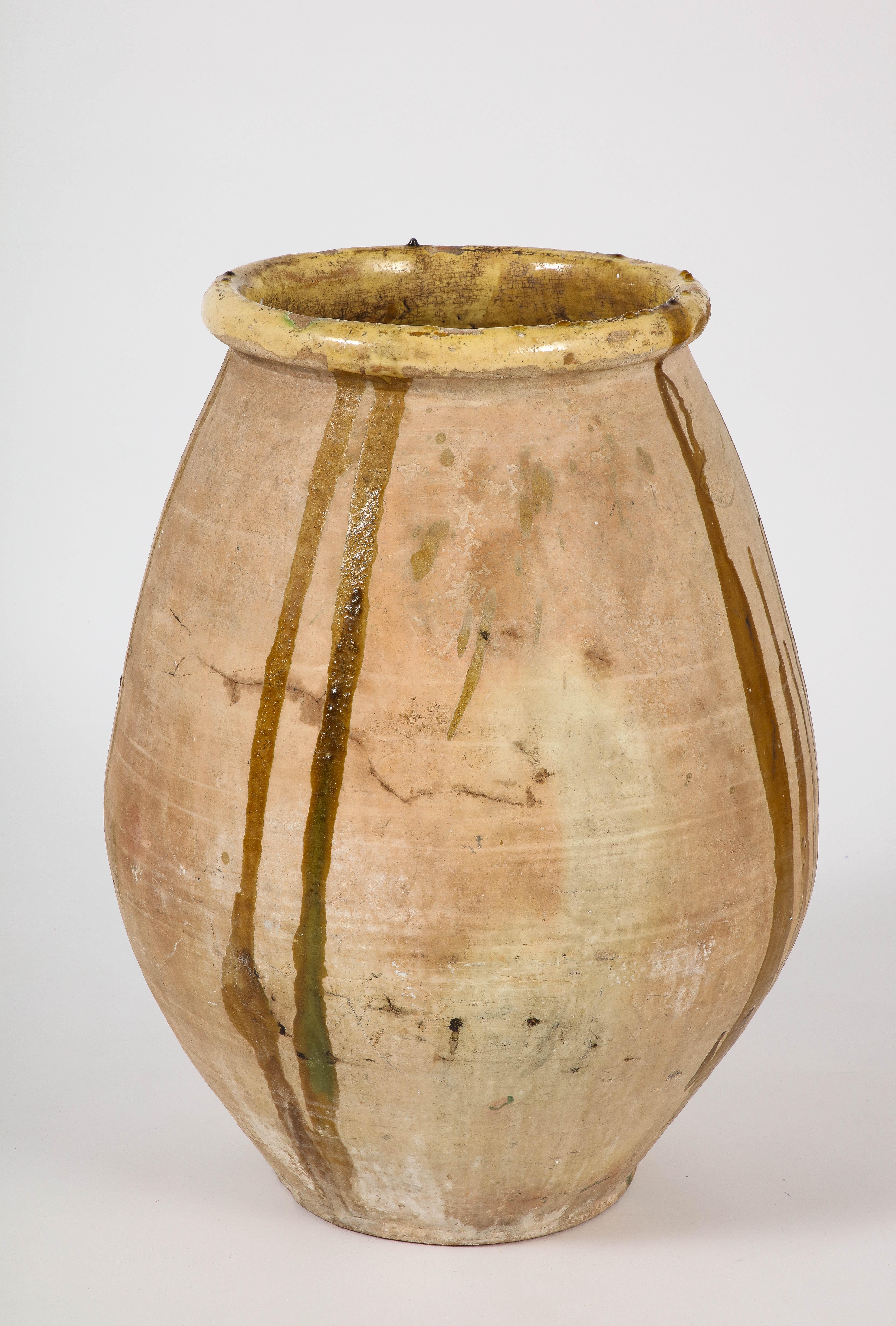 French Provincial 18th Century Terracotta Olive Oil Biot Jar with Glaze For Sale 3