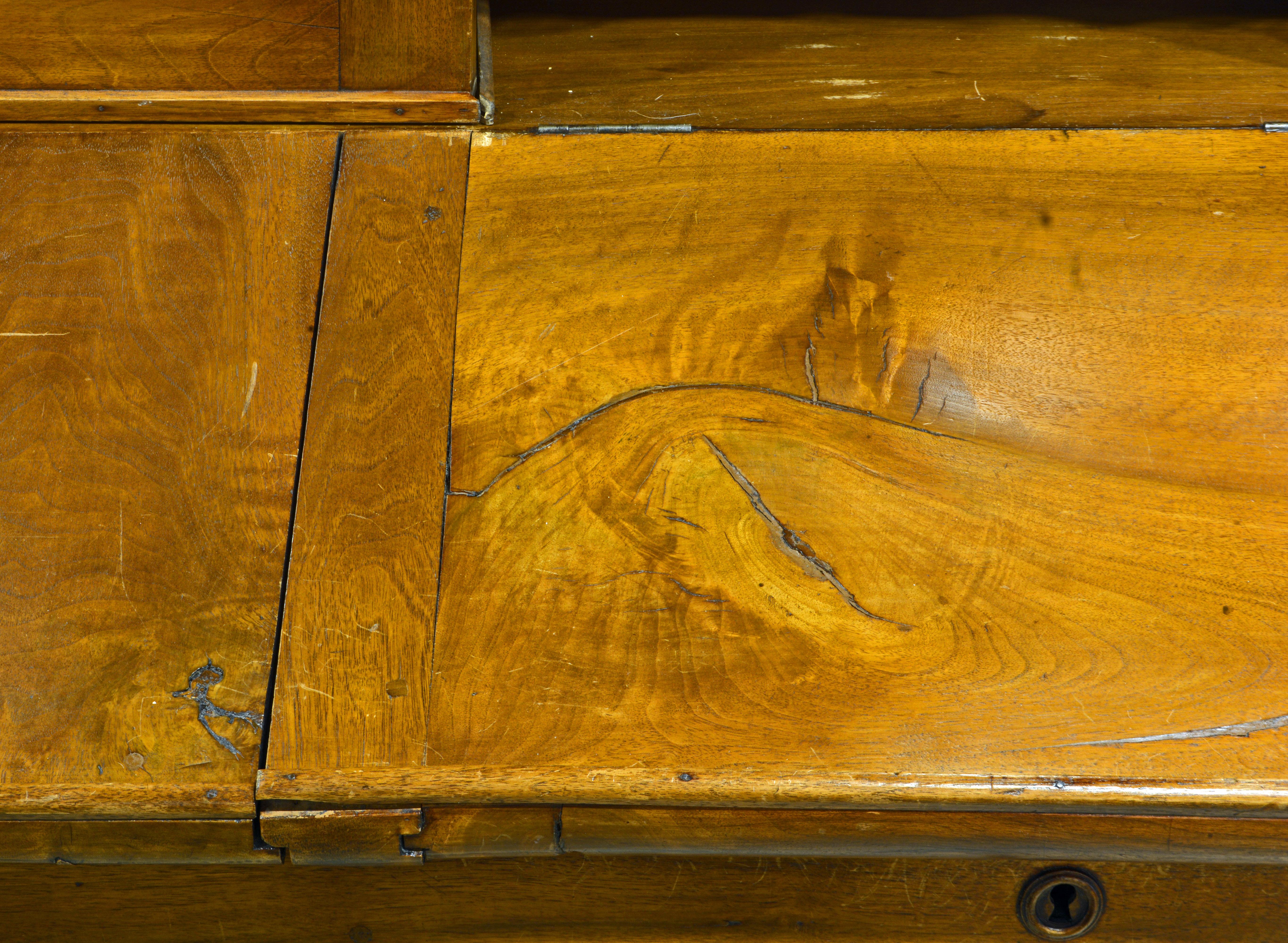 French Provincial Plantation Style Walnut Secretary Desk and Bookcase, 19th C. In Good Condition In Ft. Lauderdale, FL