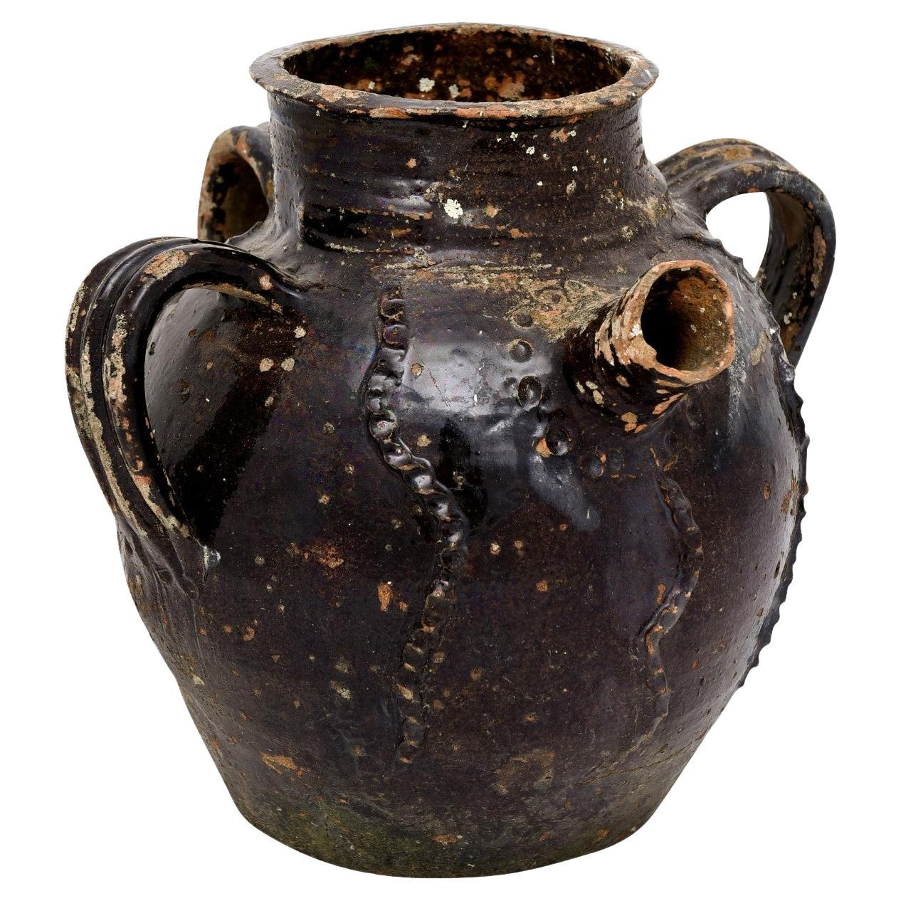 Cruche à verser en poterie émaillée du 19e siècle avec trois anses