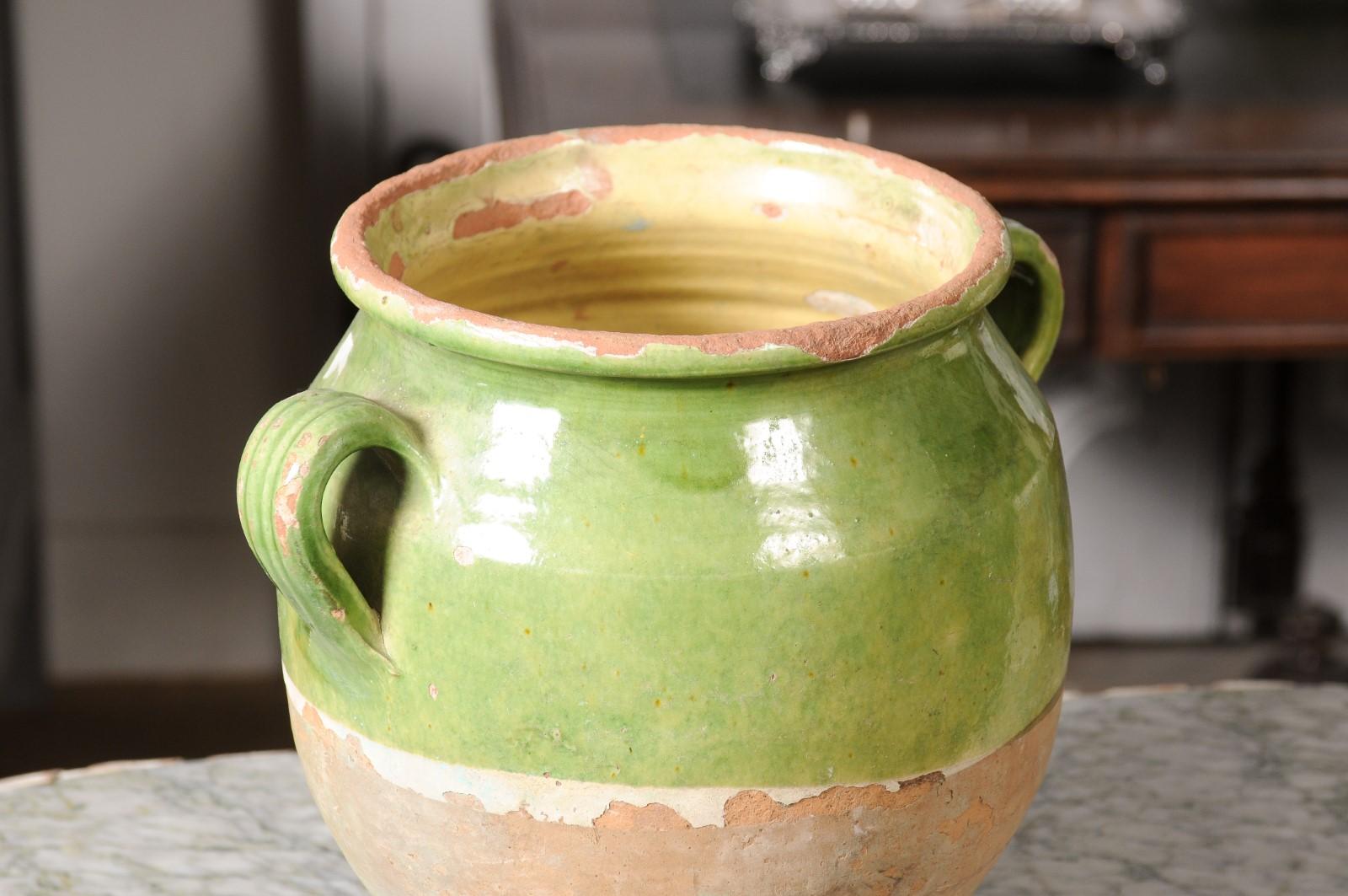 Pottery French Provincial 19th Century Green Glazed Confit Pot with Lateral Handles