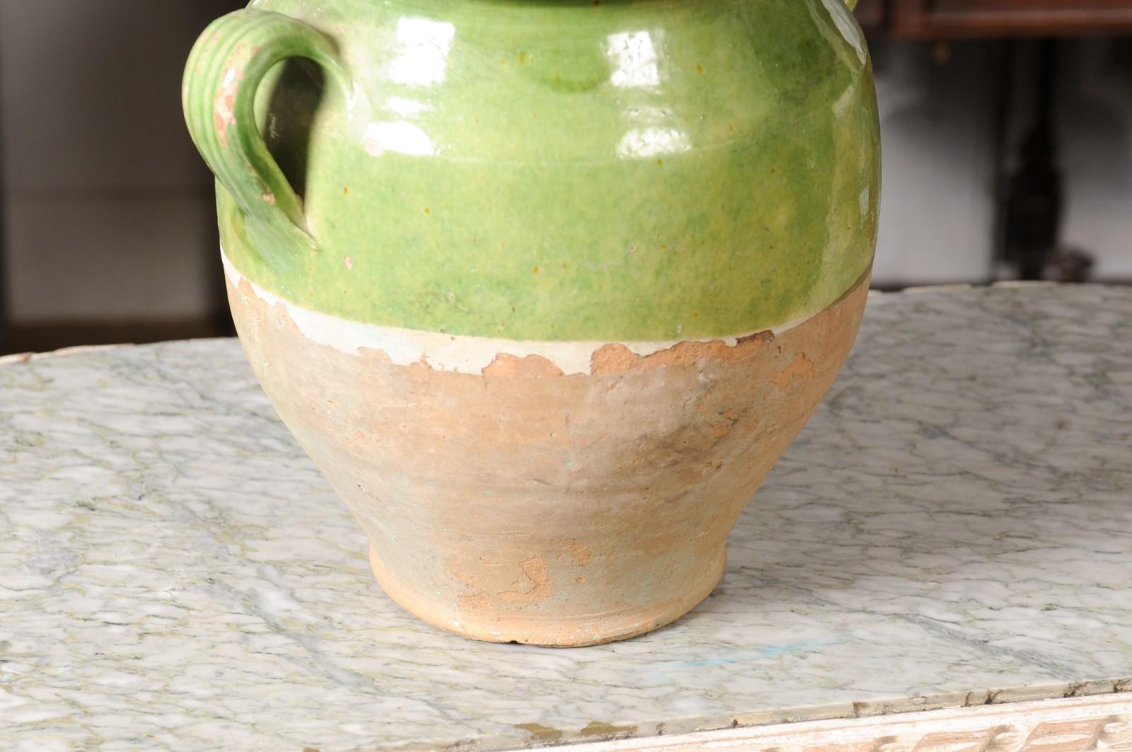French Provincial 19th Century Green Glazed Confit Pot with Lateral Handles 1