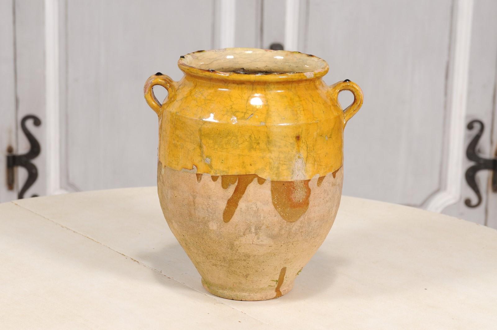 French Provincial 19th Century Pot à Confit Pottery with Yellow Glaze 6