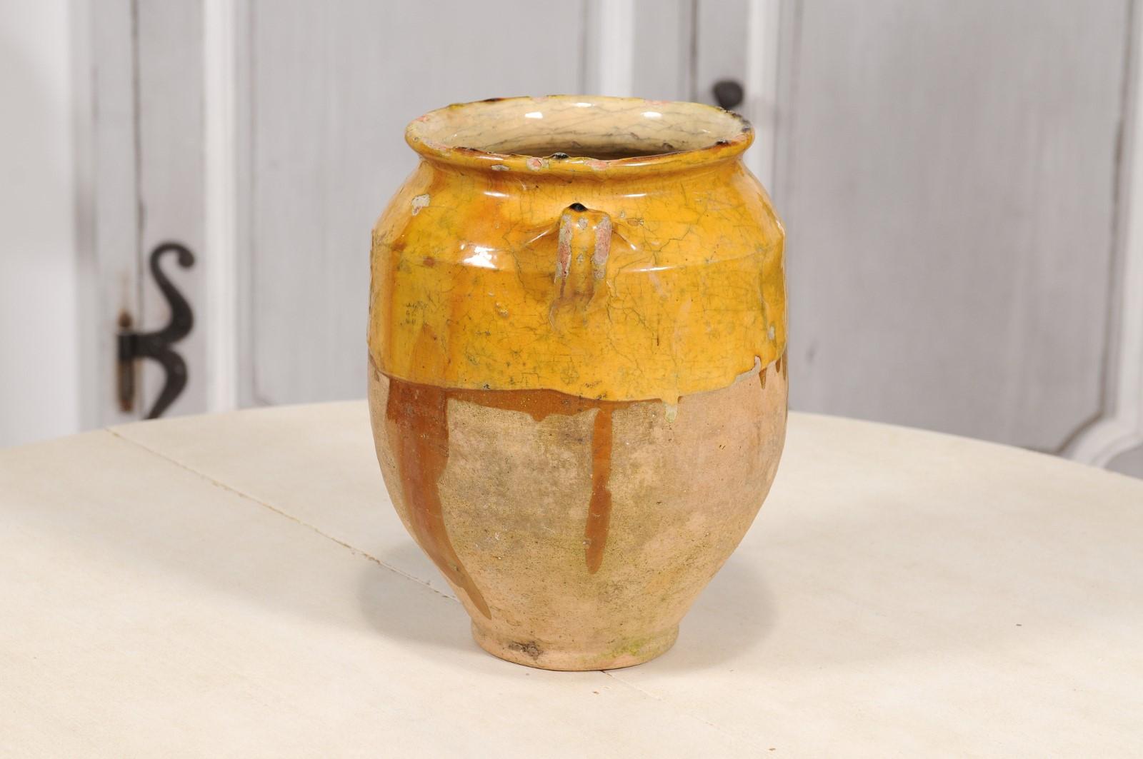 French Provincial 19th Century Pot à Confit Pottery with Yellow Glaze In Good Condition In Atlanta, GA