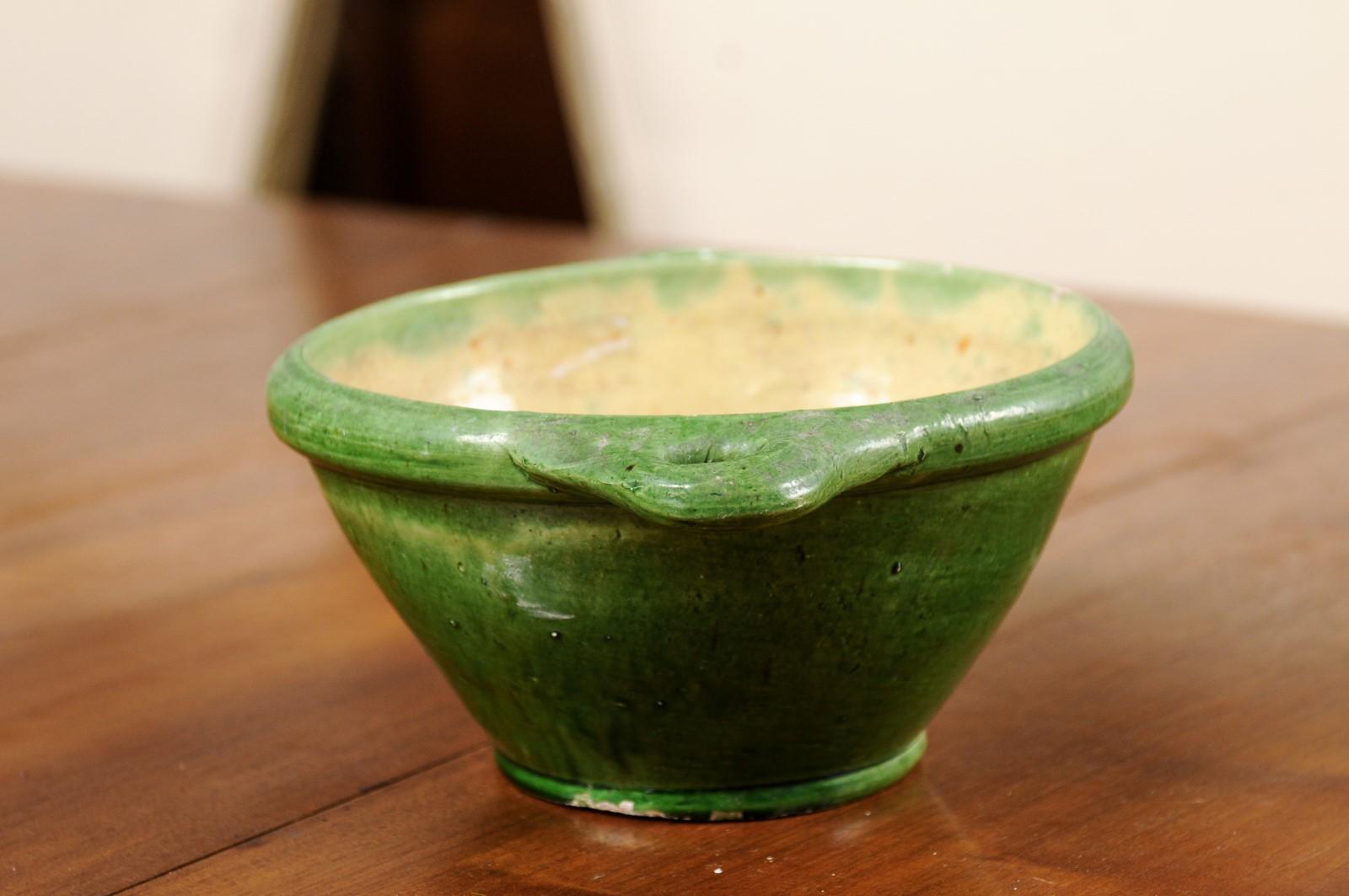 French Provincial 19th Century Pottery Bowl with Green Glaze and Side Handles In Good Condition In Atlanta, GA