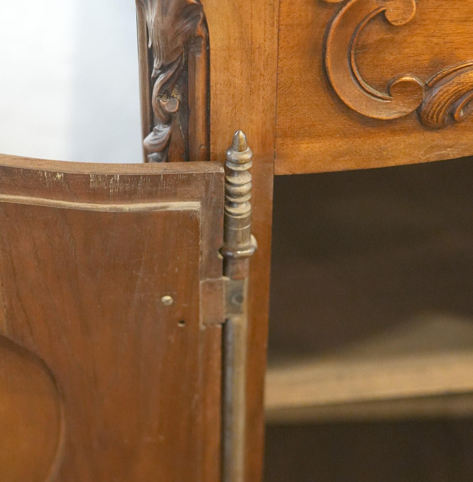 French Provincial 19th Century Walnut Beautifully Shaped Buffet For Sale 1