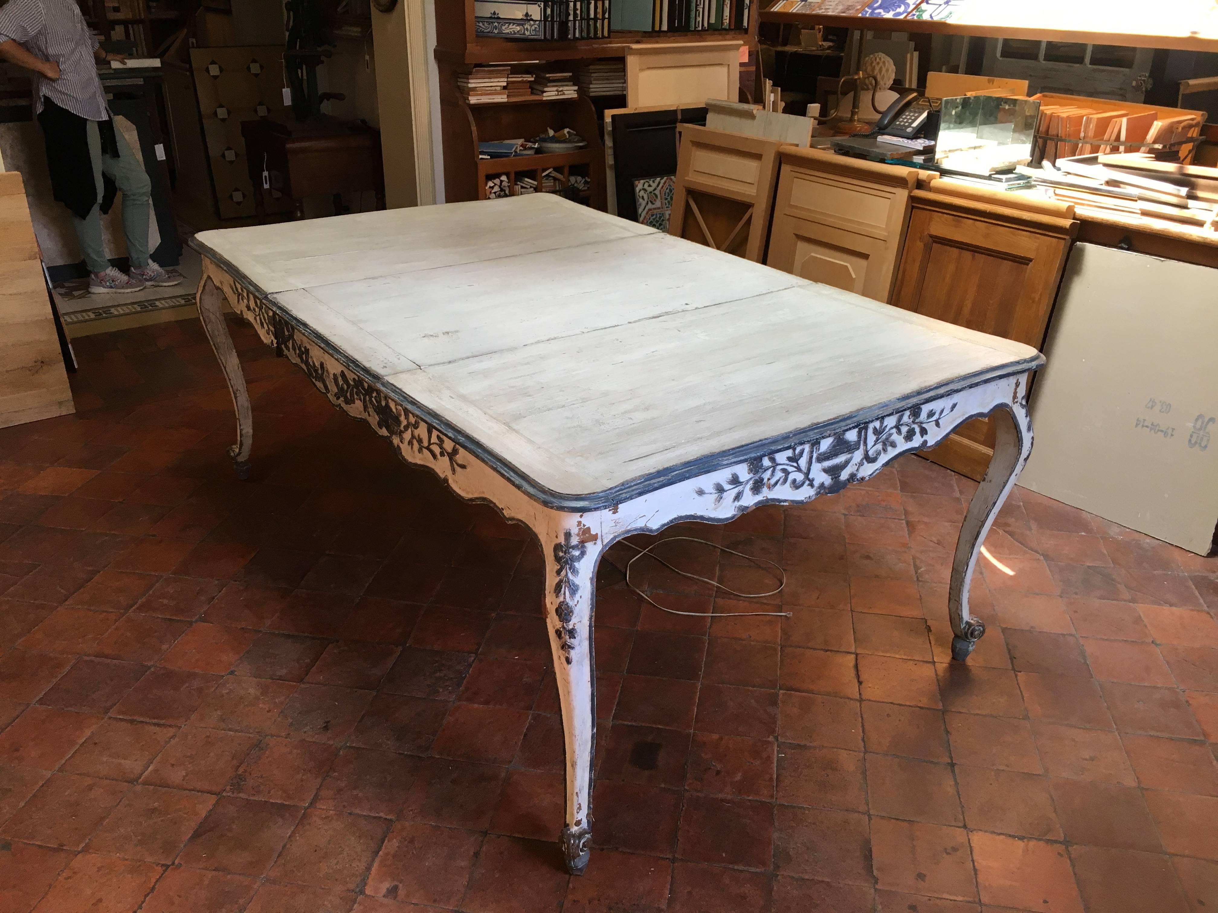 French Provincial Adjustable Dining Table from Late 19th Century 9