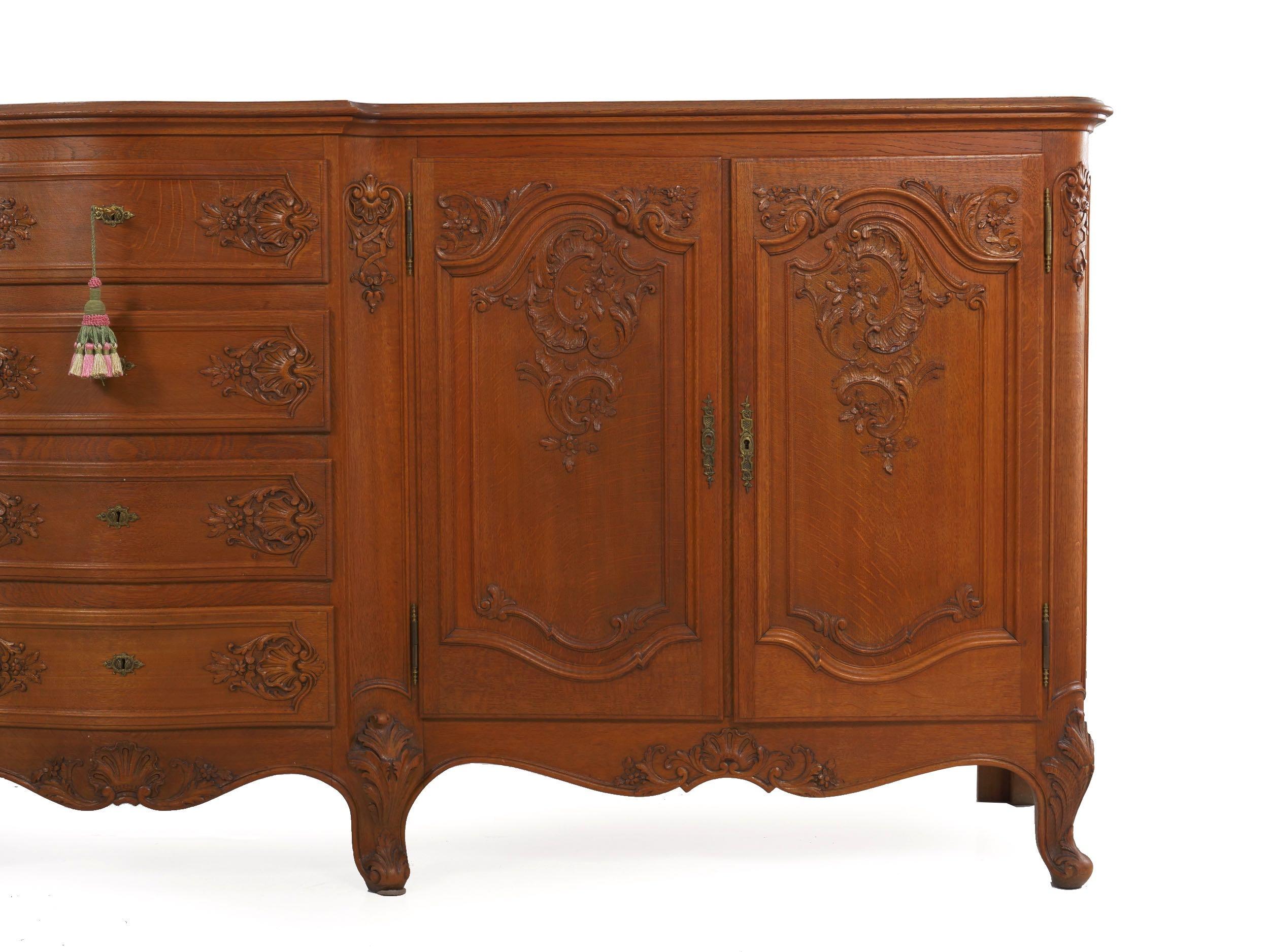 French Provincial Antique Carved Oak Buffet Server Sideboard, 19th Century 3