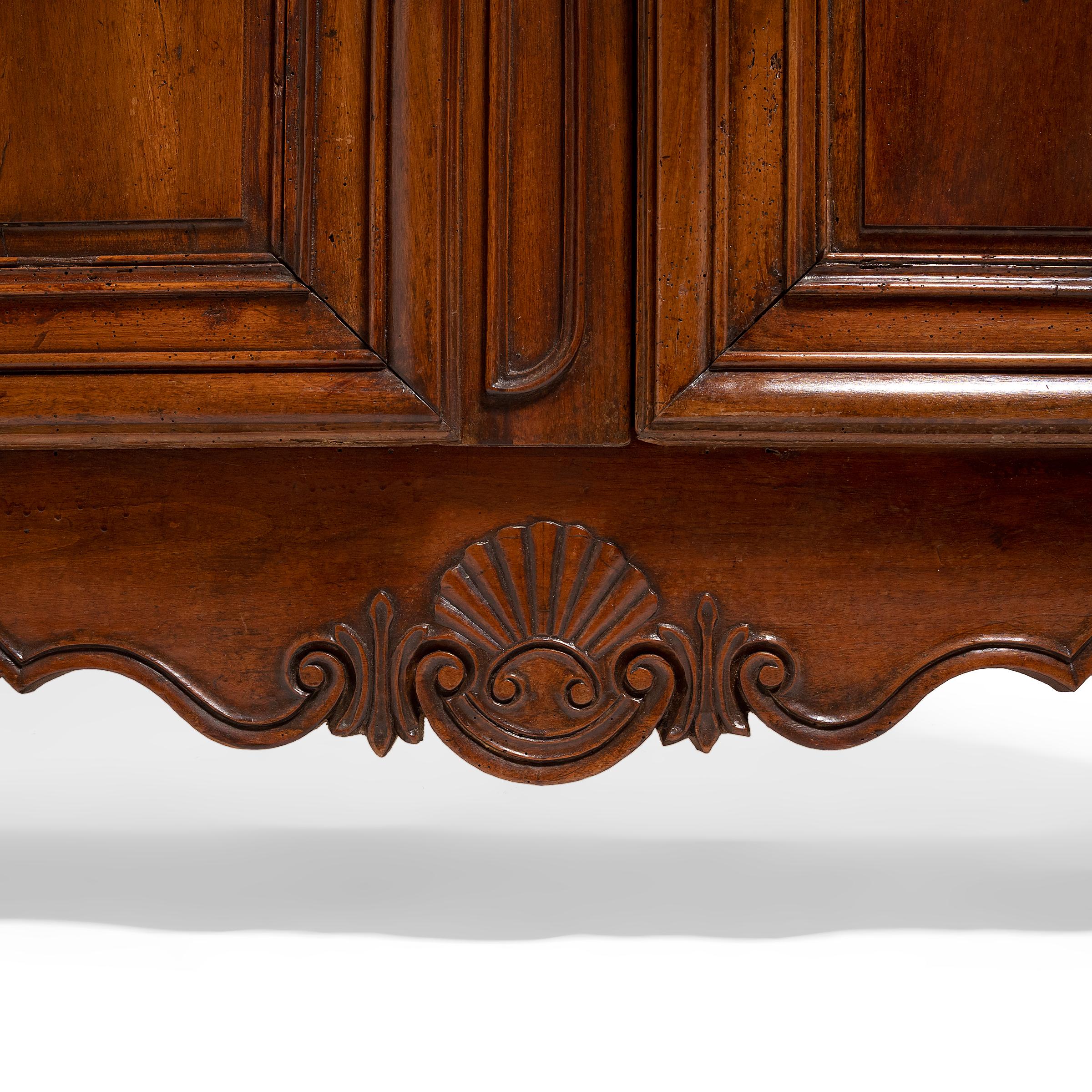 French Provincial Armoire with Arched Top, circa 1750 For Sale 2