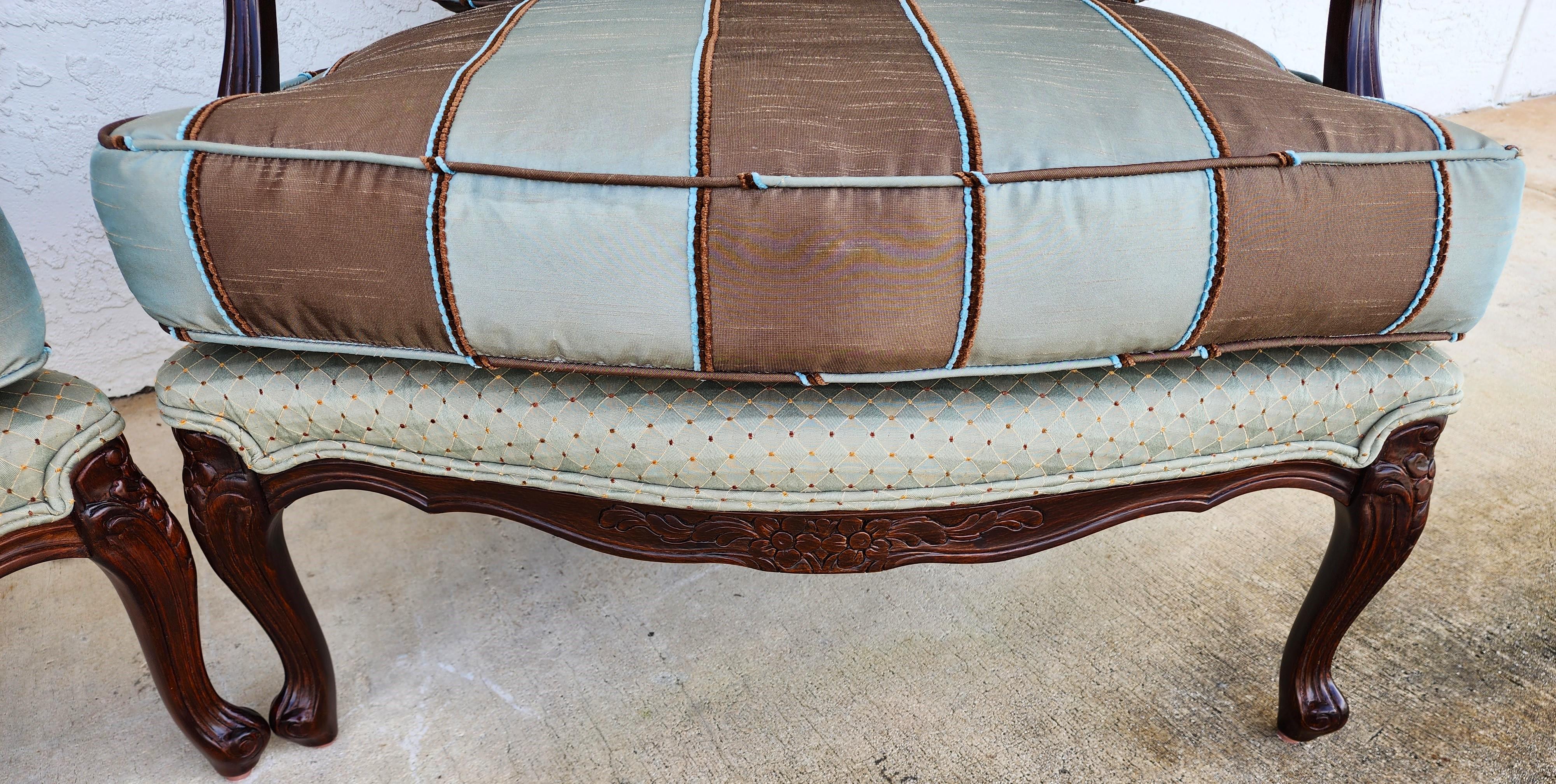French Provincial Bergere Lounge Chairs Louis XV Silk In Good Condition For Sale In Lake Worth, FL