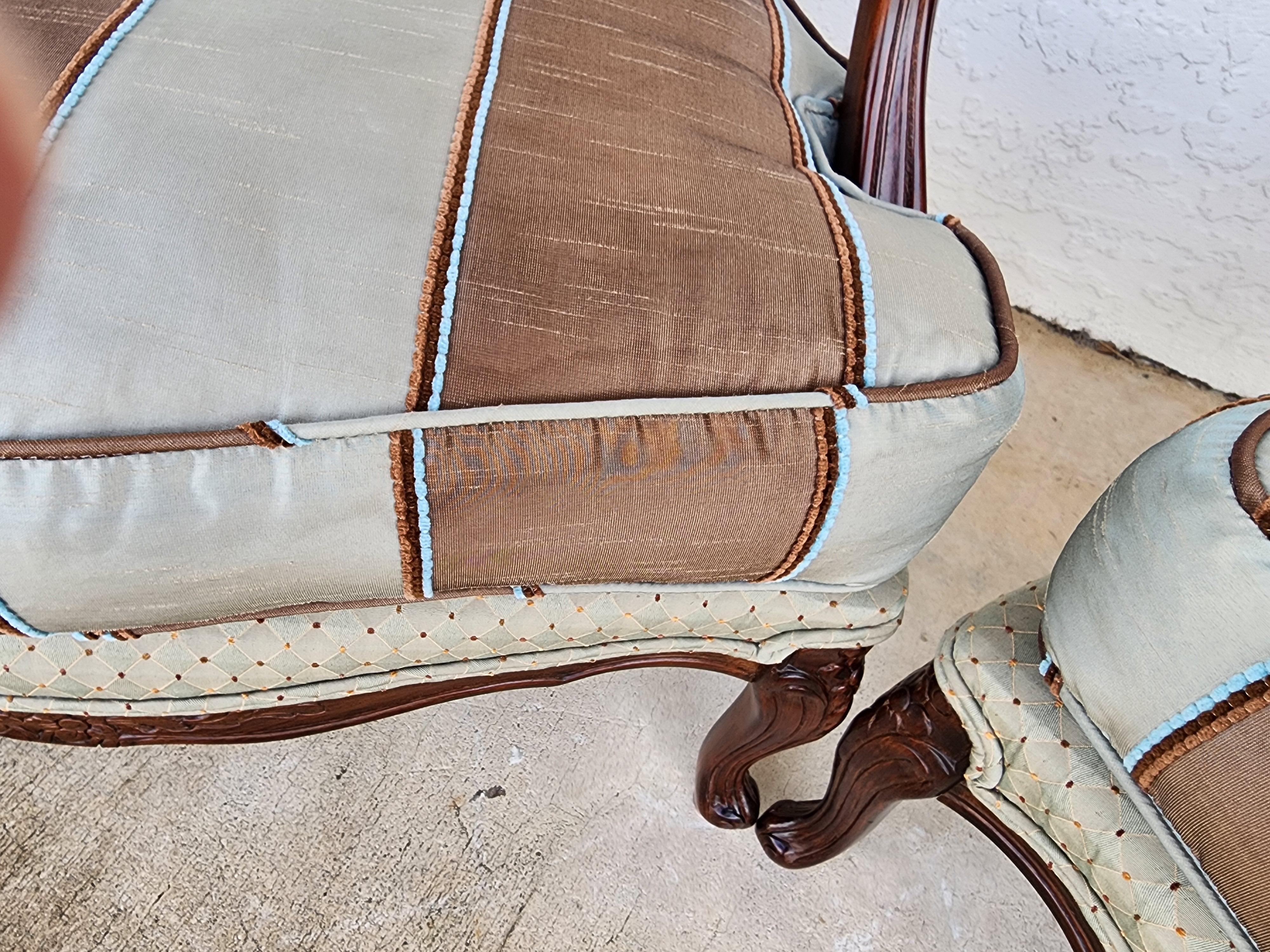 French Provincial Bergere Lounge Chairs Louis XV Silk For Sale 5