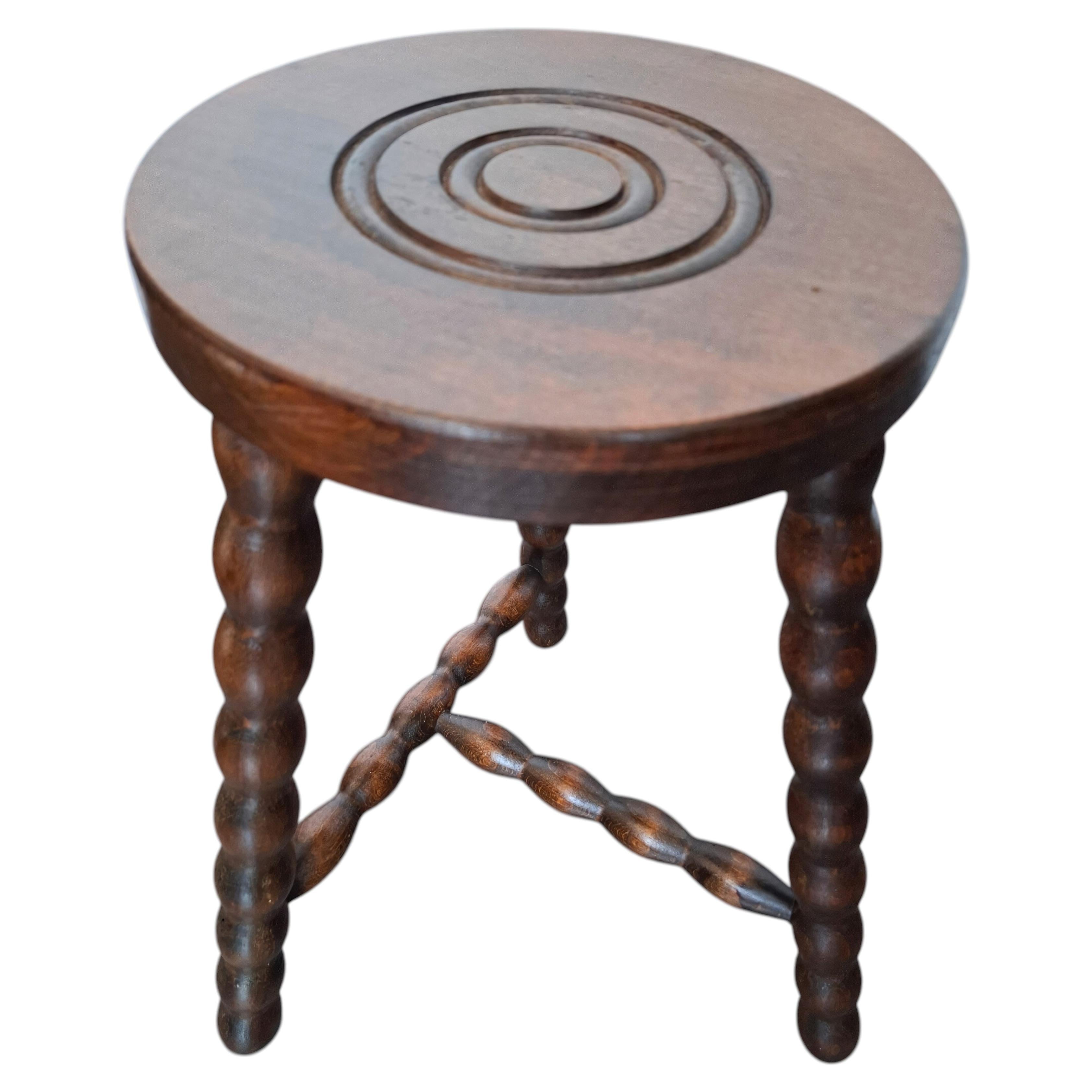 French Provincial Bobbin-Turned Oak Tripod Stool, 1960s For Sale