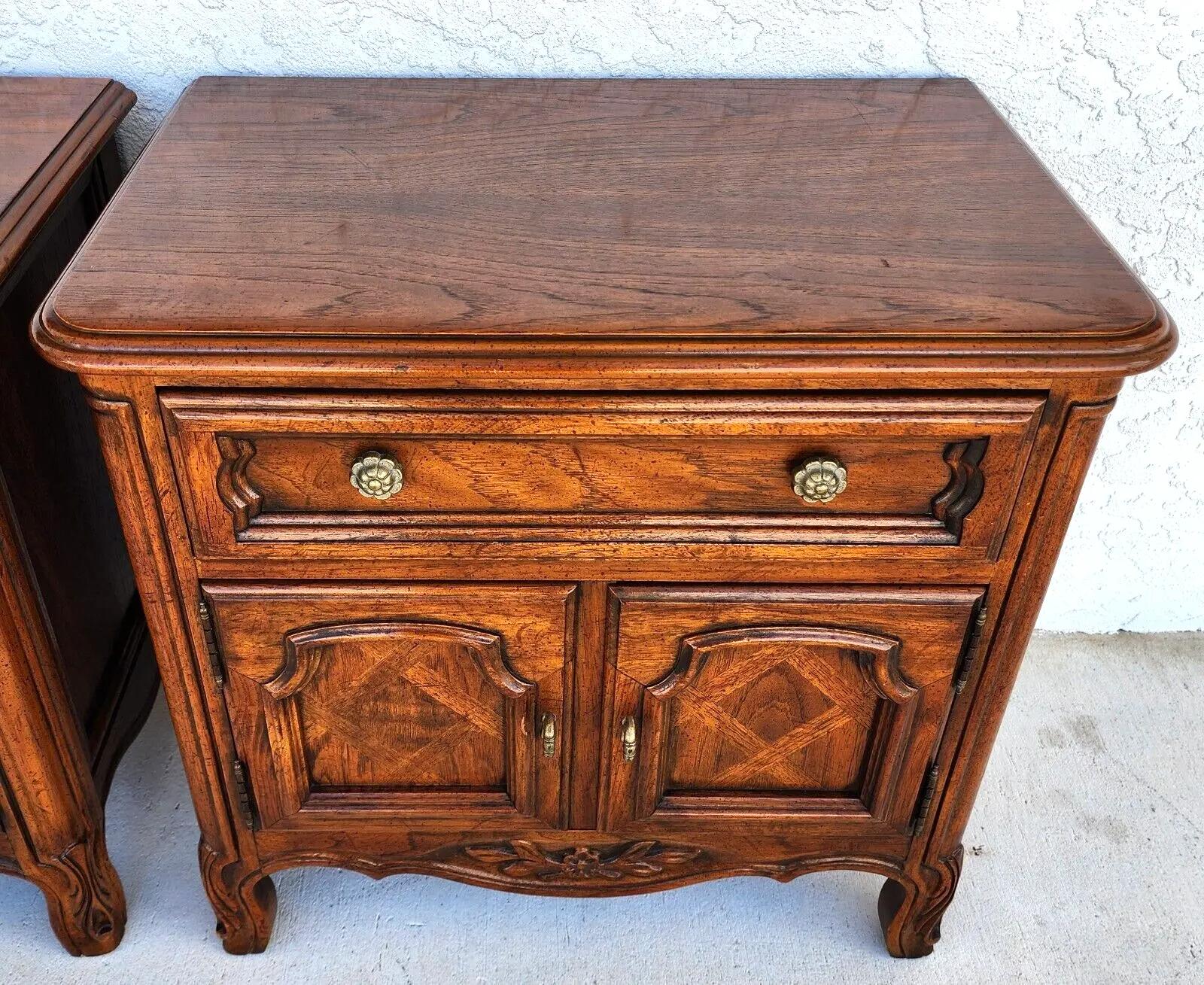 French Provincial Cabernet Nightstands by Drexel Pair In Good Condition For Sale In Lake Worth, FL