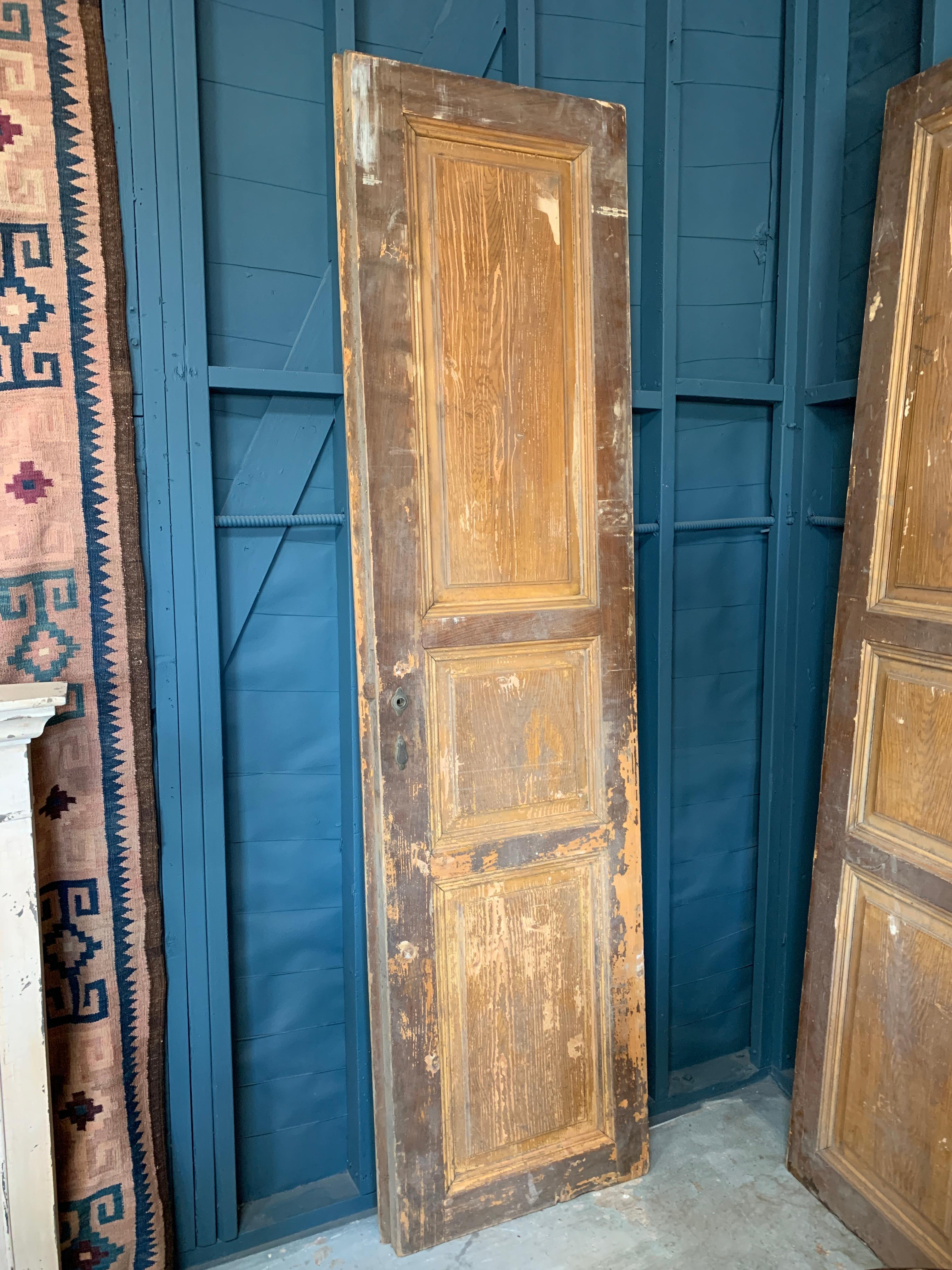 French Provincial Doors In Fair Condition For Sale In Los Angeles, CA