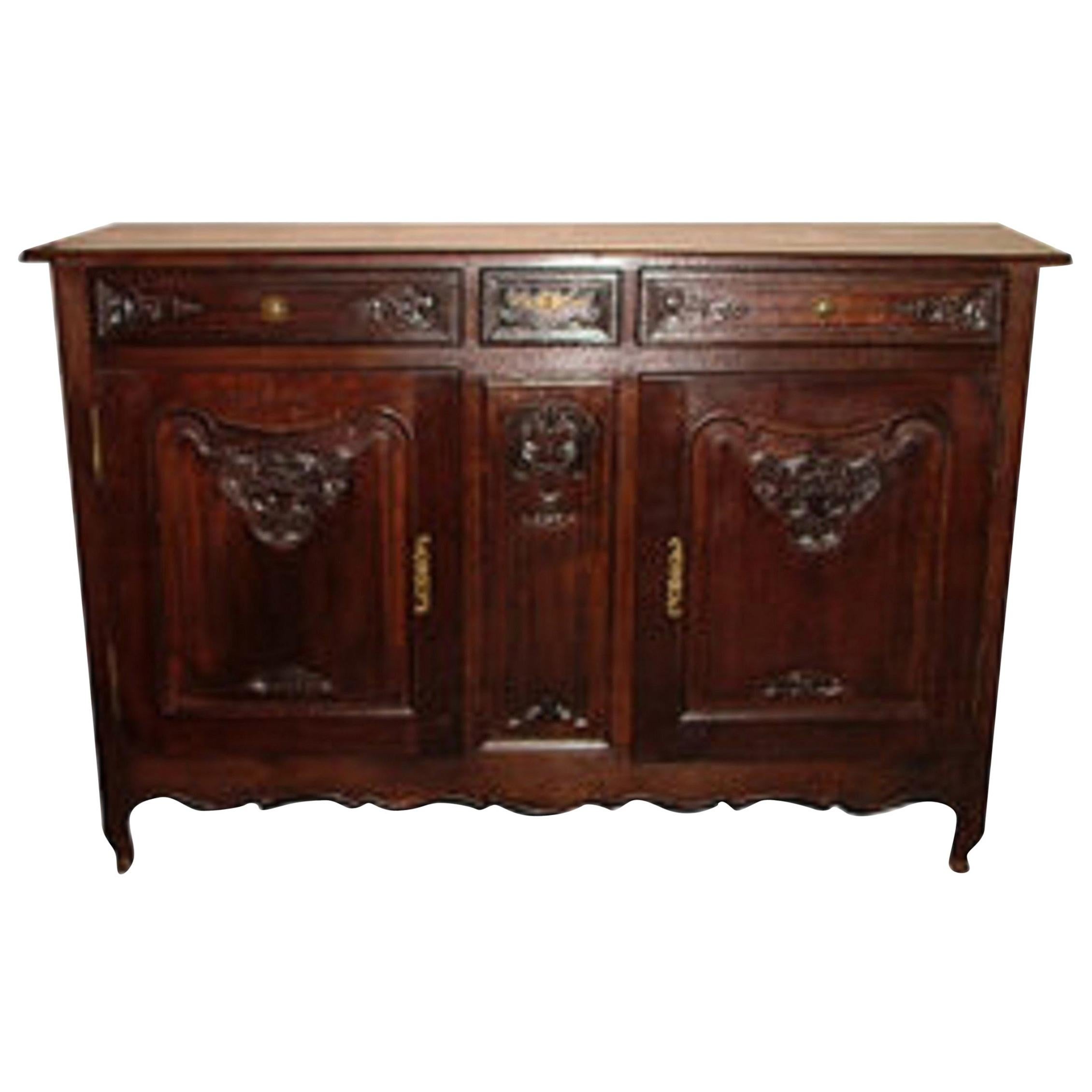 French Provincial Elmwood Buffet with Three Drawers over Two Doors, circa 1800 For Sale