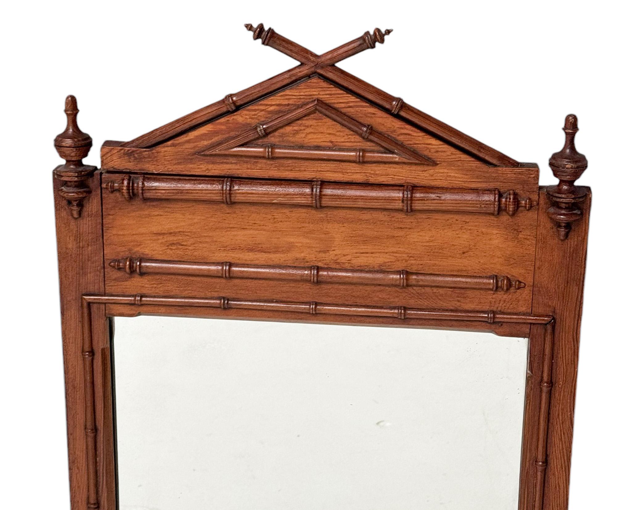 Début du 20ème siècle Miroir mural provincial français en faux bambou, années 1900 en vente