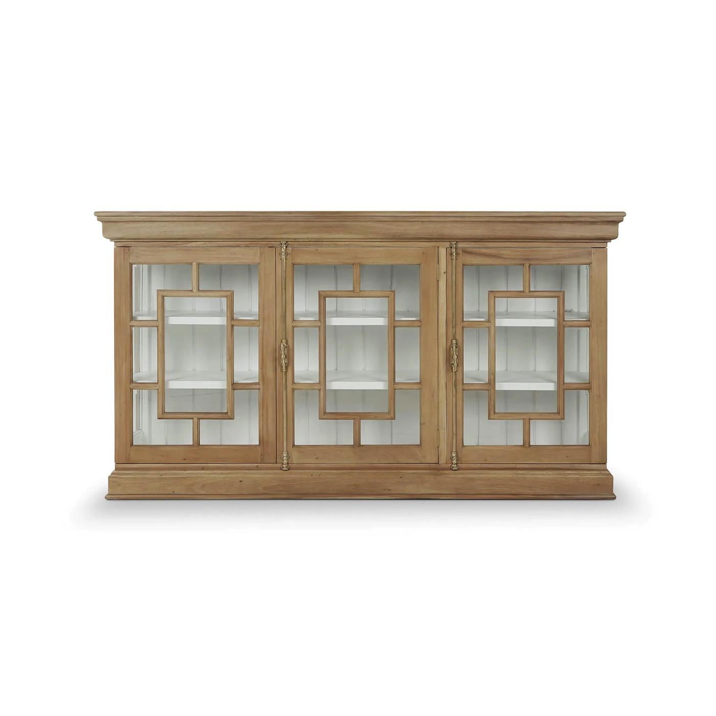 Indonesiano Credenza provinciale in legno di frutto in vendita