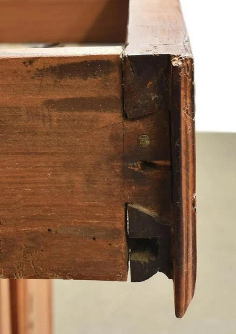 Credenza provinciale francese in legno di frutto, XIX secolo In condizioni buone in vendita a Savannah, GA