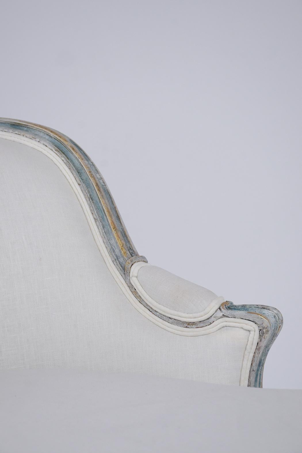 Giltwood French Provincial Gilt Painted Chaise Lounge